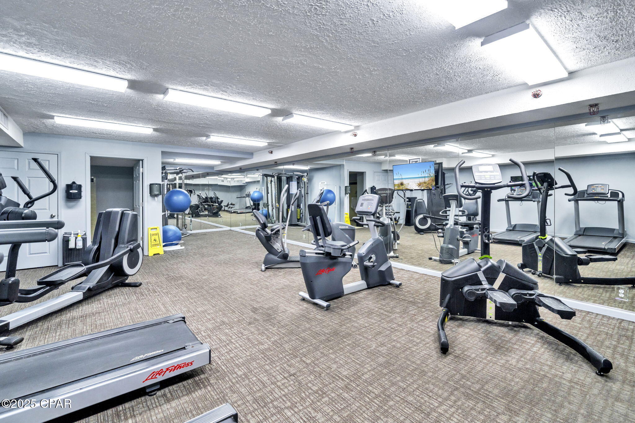 Image 33 For 6201 Thomas Drive 409