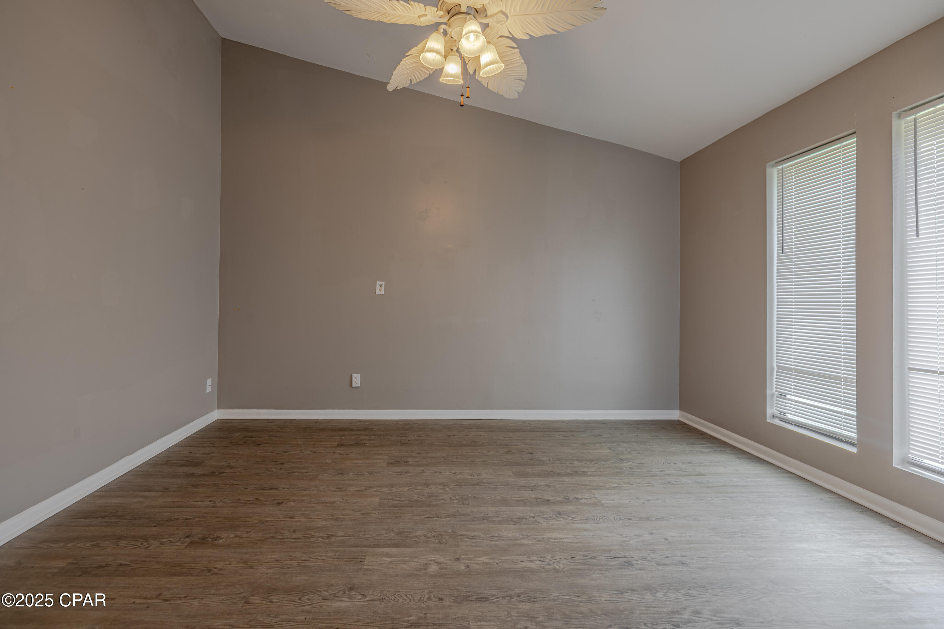 Ruycribfc52hzzhgfhj4xmtfrc_3ek_oa 2gbegl8cm