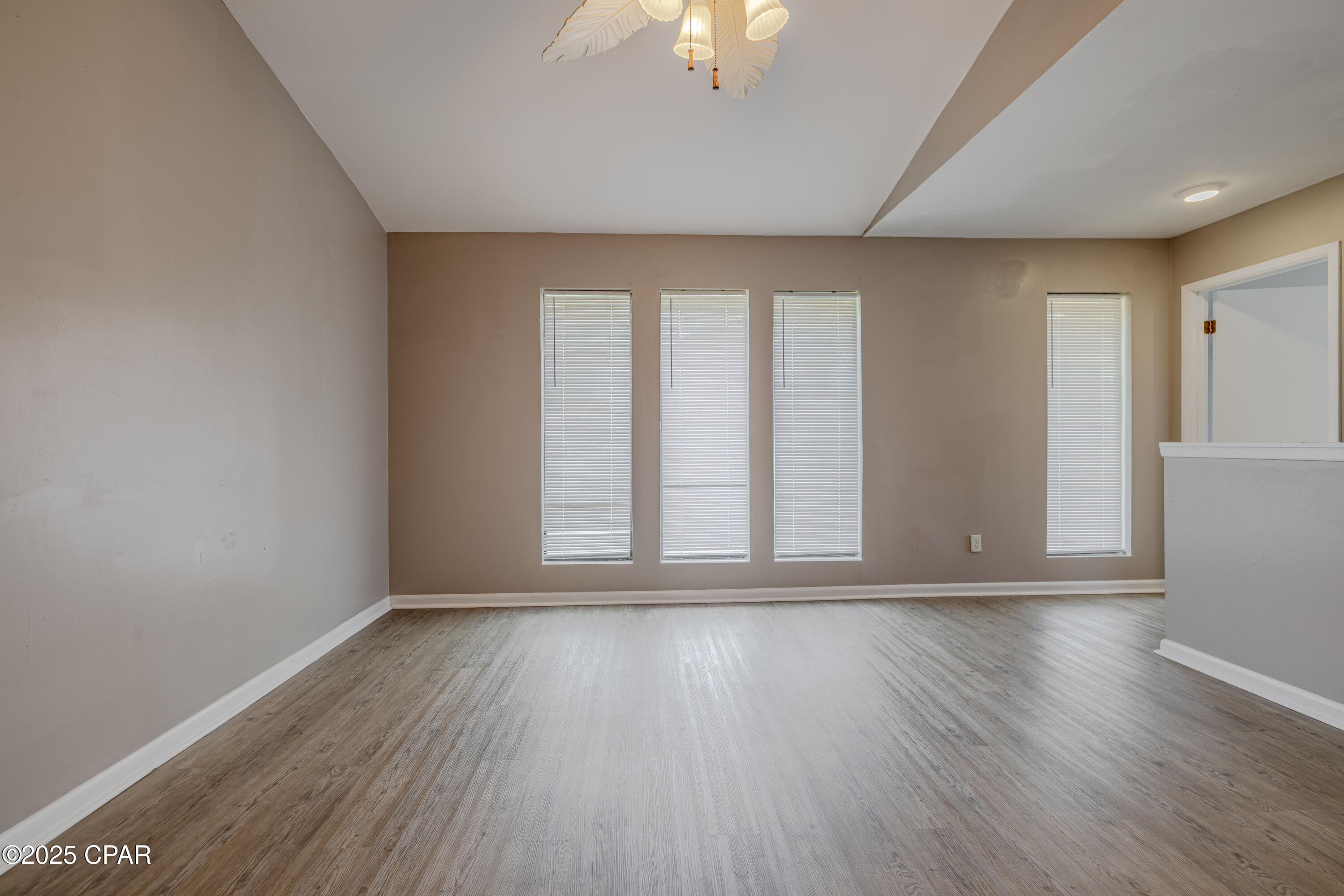 Kuccleuxq2bussomgkcet62zmx57k9zadlnpfm7y3p4