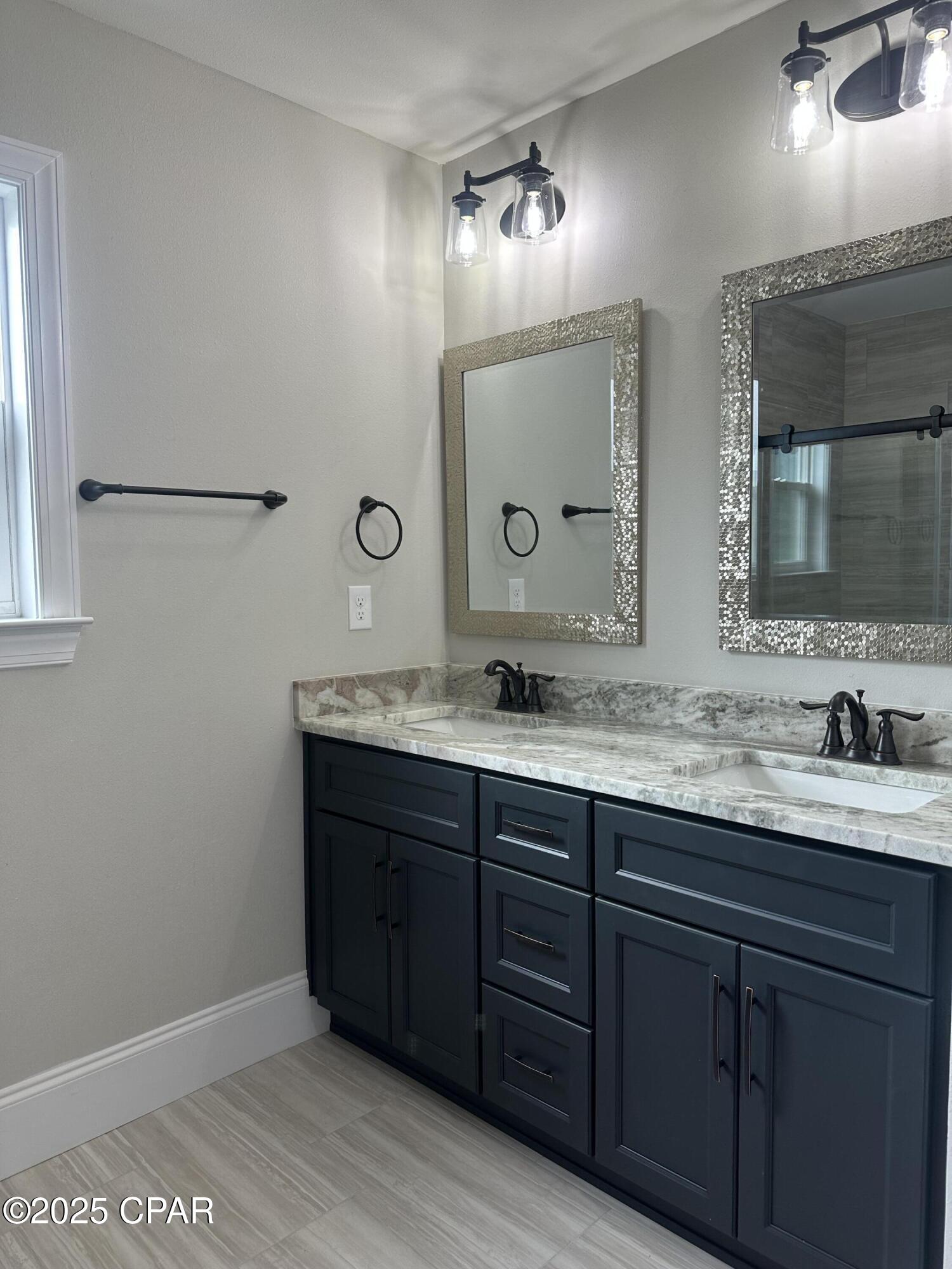 Aw5dr_akitc02yvv6dcgiz7ivawlhel8faof12beivo