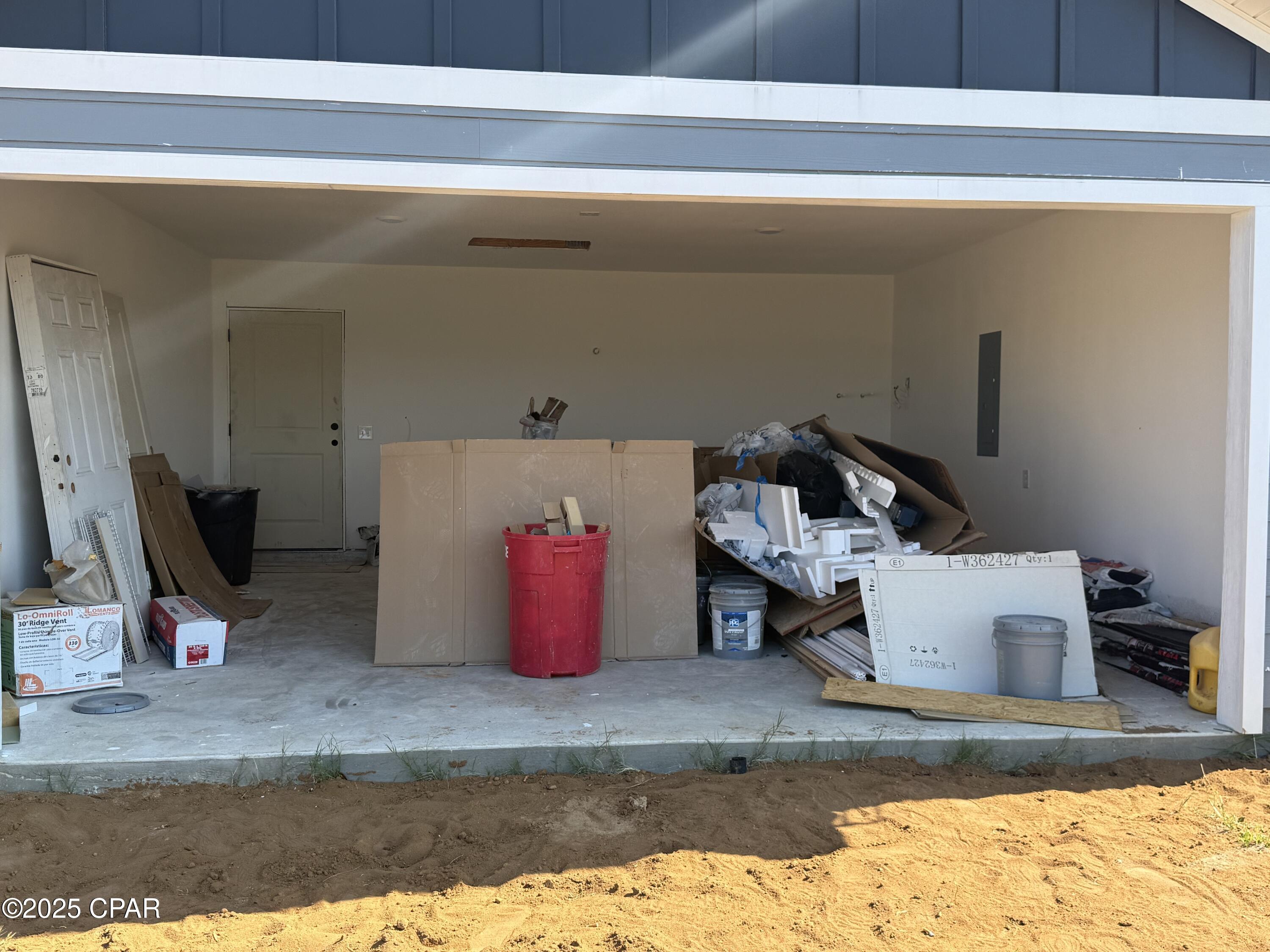 Bhuq_by59xtg_cfruhu8999z3xpvrrsvzbcha_jt9xm