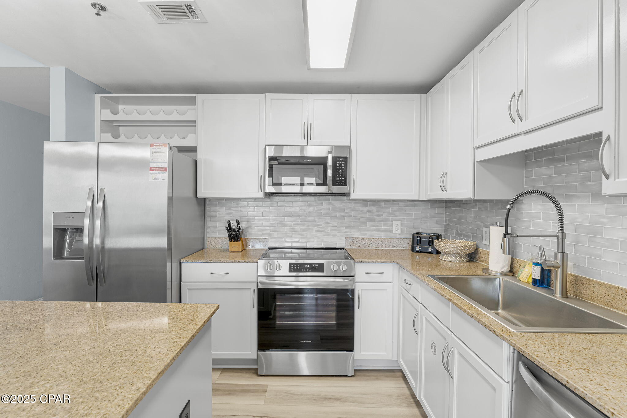 Oliecjkb8zkm2t2qrzyj0po0furo_rasdtkawcbt Tw