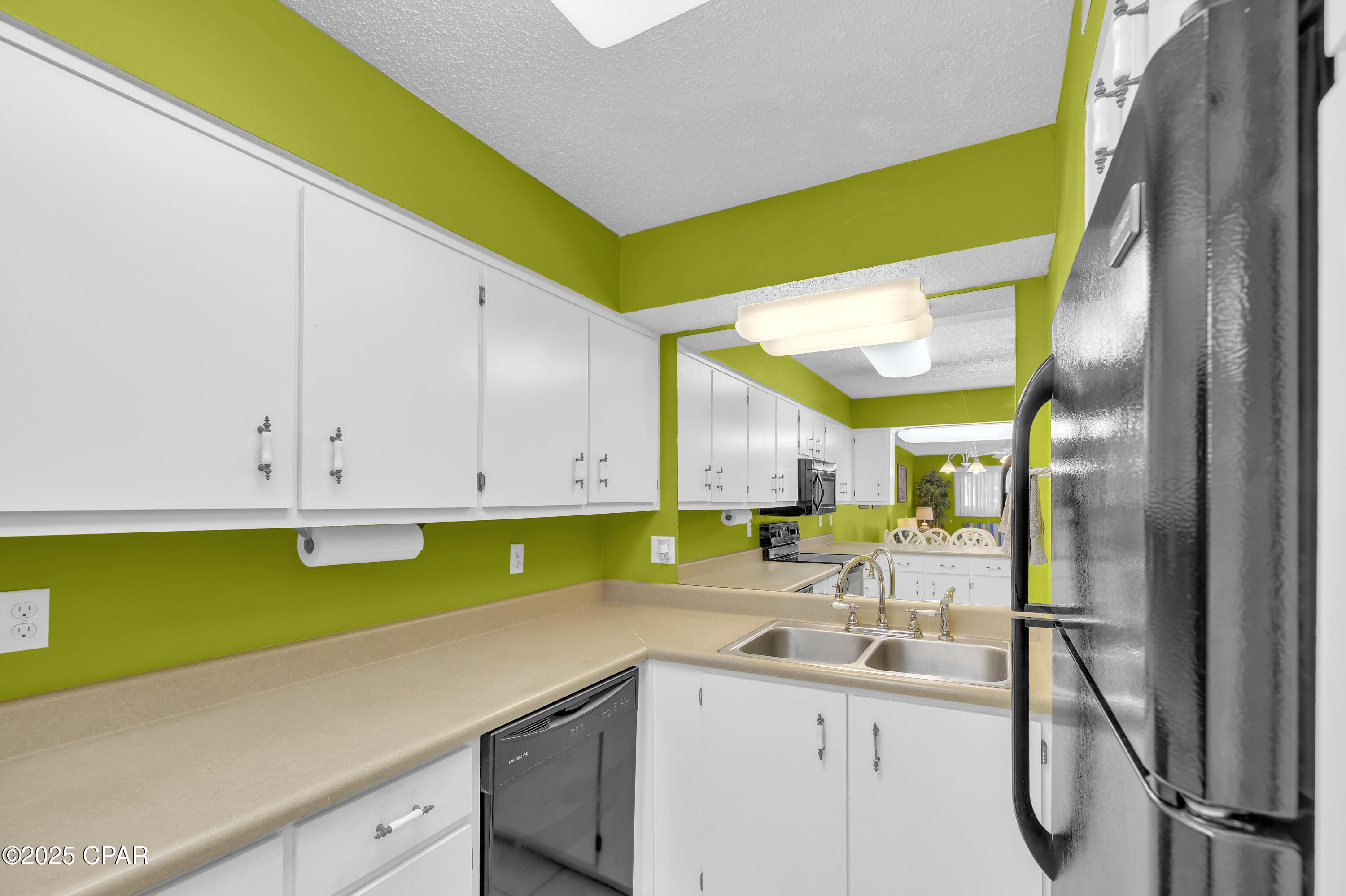 Image 9 For 5801 Thomas Drive 203