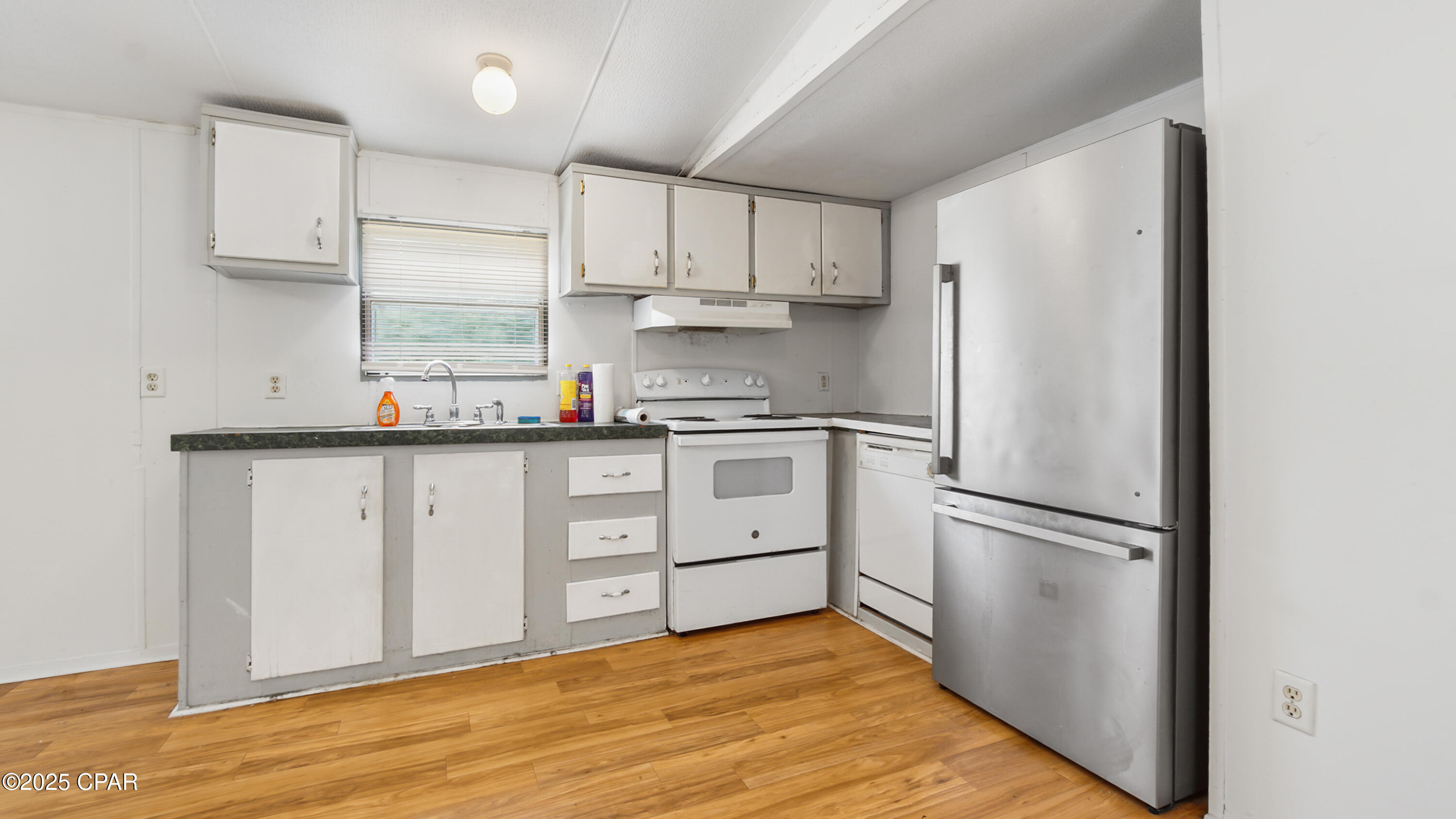 Adwf8qinxlnvr2pga1n2eckxtqm1xwtur__2t2mzbuq