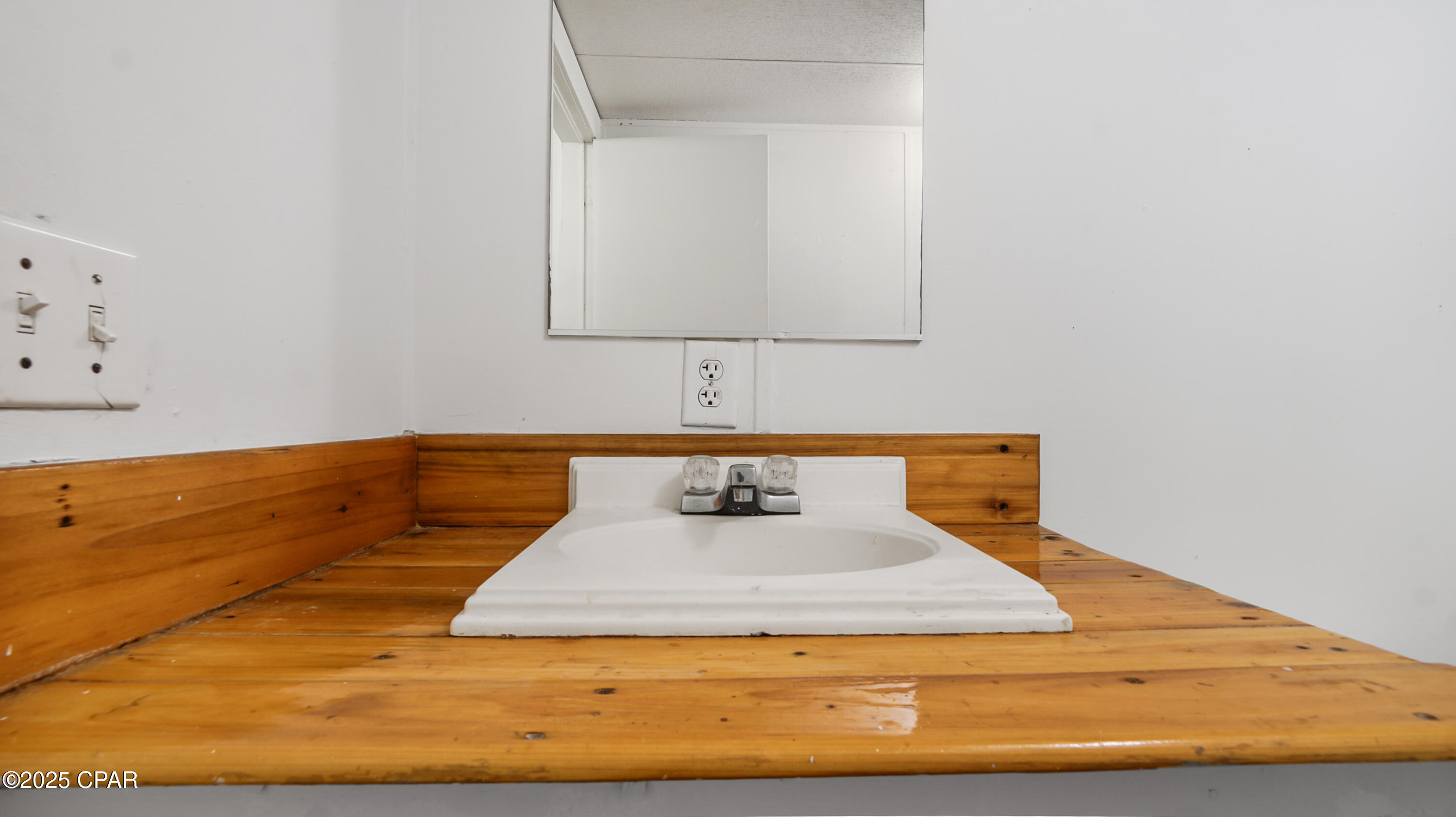 V9jwficfszcbe_jbs Xanalv5y0jqu Urfsvqmuczvs