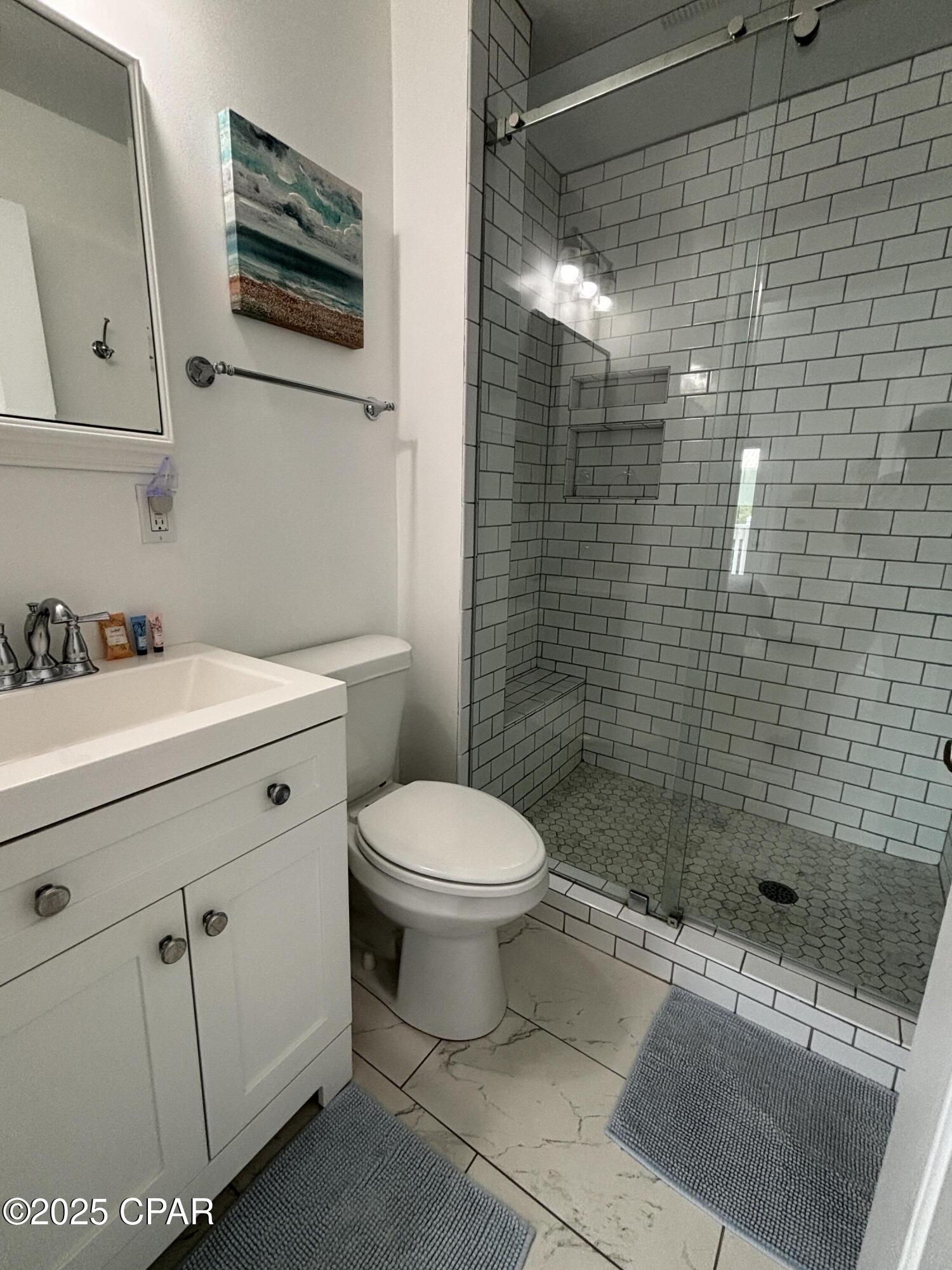 G2_7yxeszbnwdu0sg9lqyugffsyalmqr77fmsfwc_p0