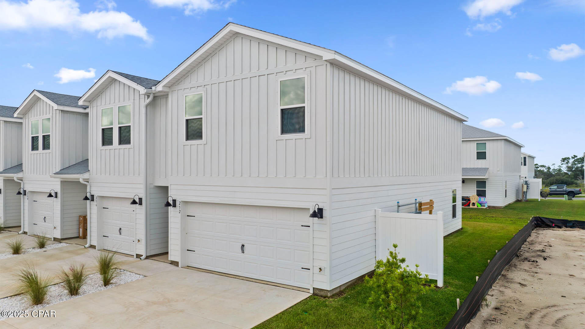 Udv Cyeep72otx8cakyvavzu0huli7vu9pnsj9a044e