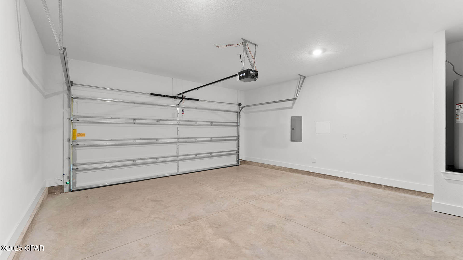 Rnyfxjji6we Edb7tzwh2p7lkmfn1zb99yucea7gfrm