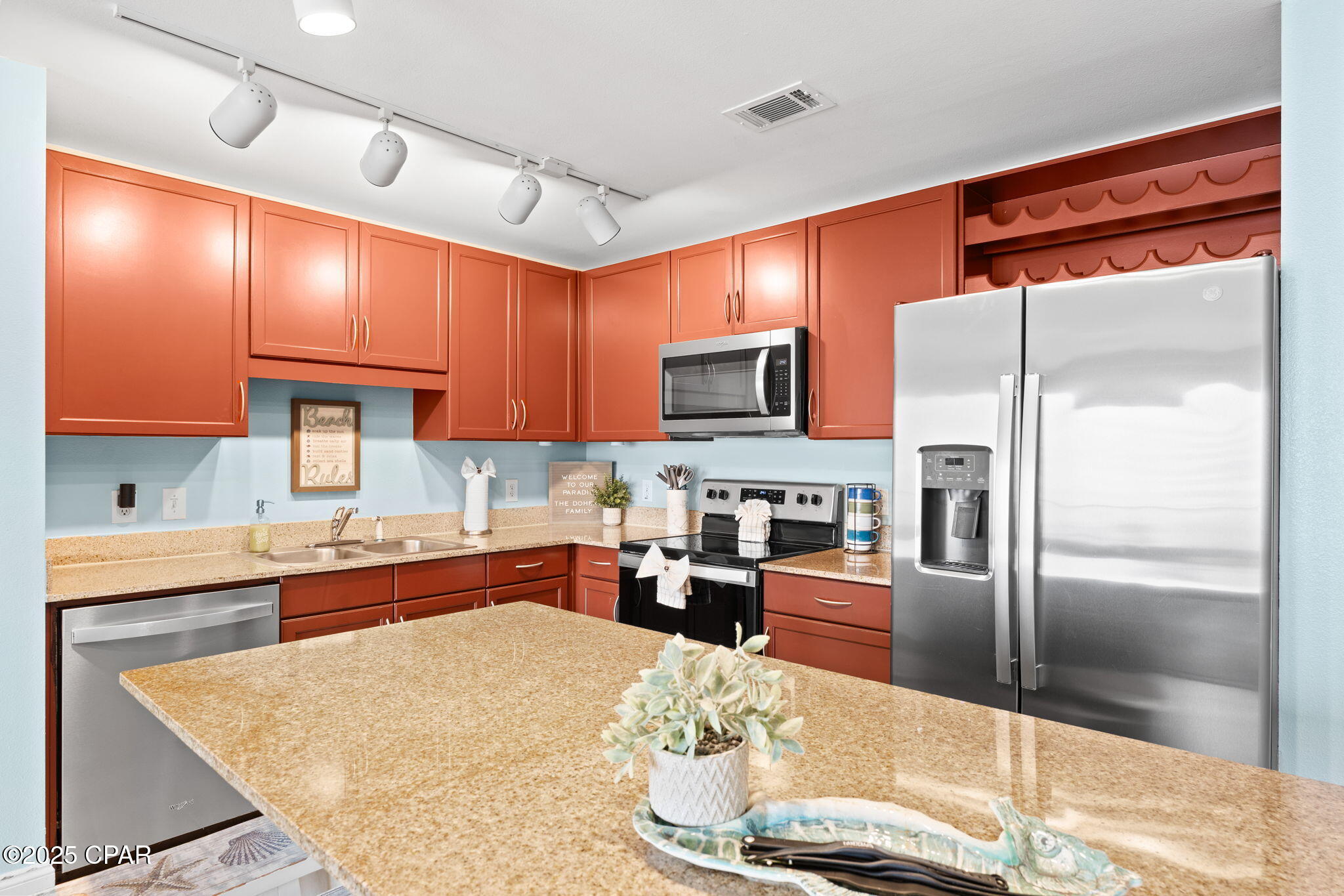 Image 8 For 9860 Thomas Drive 522