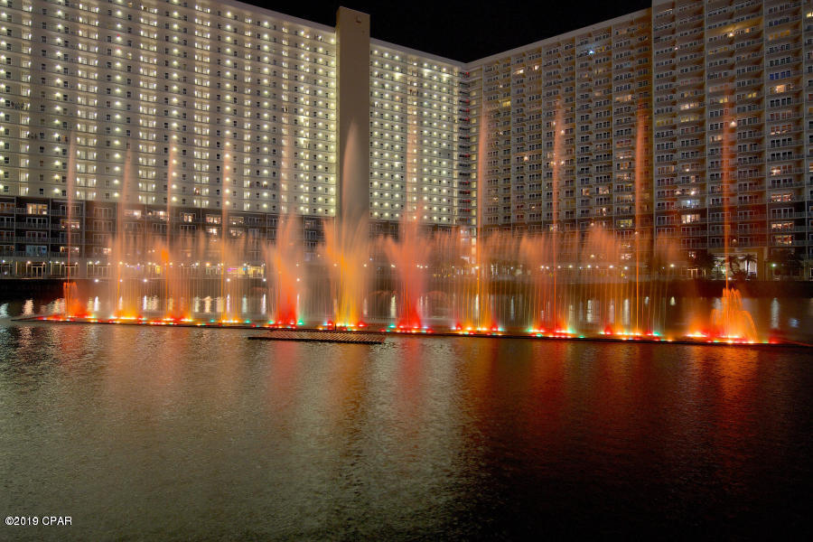 M6gaow7k_qi8ze4rdpqv_01at52h Lbpg_qvlddy_fo