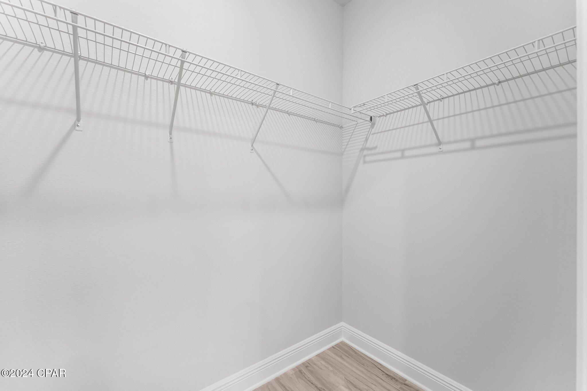 Nfdeuaxdfw99raxx2 _4vkbfq5vg0wc5ar2vl72qcrk