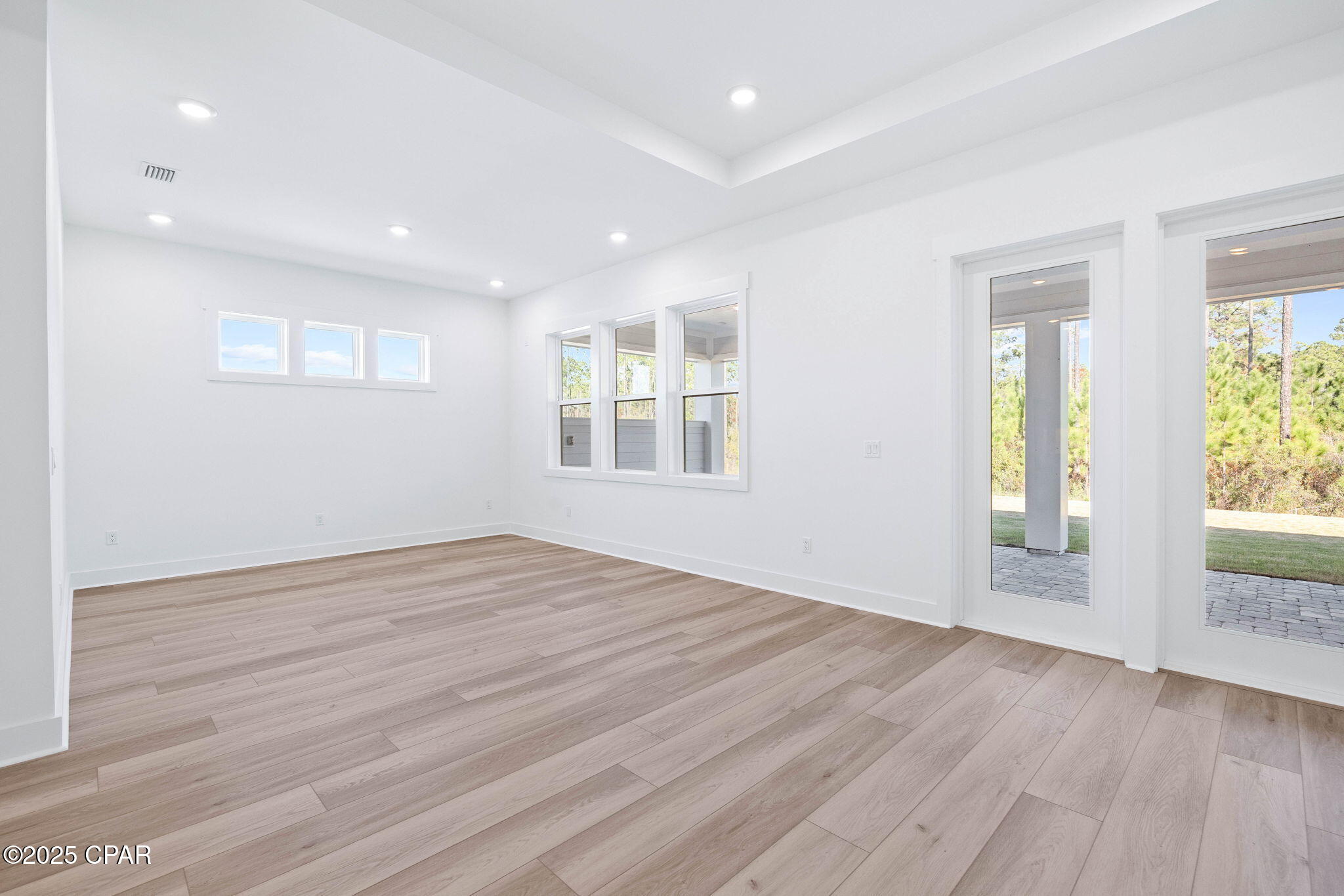 Cszqmhfr9zkxgpg5u5tzn7yvr1wfydio2vkvrxvxzdi