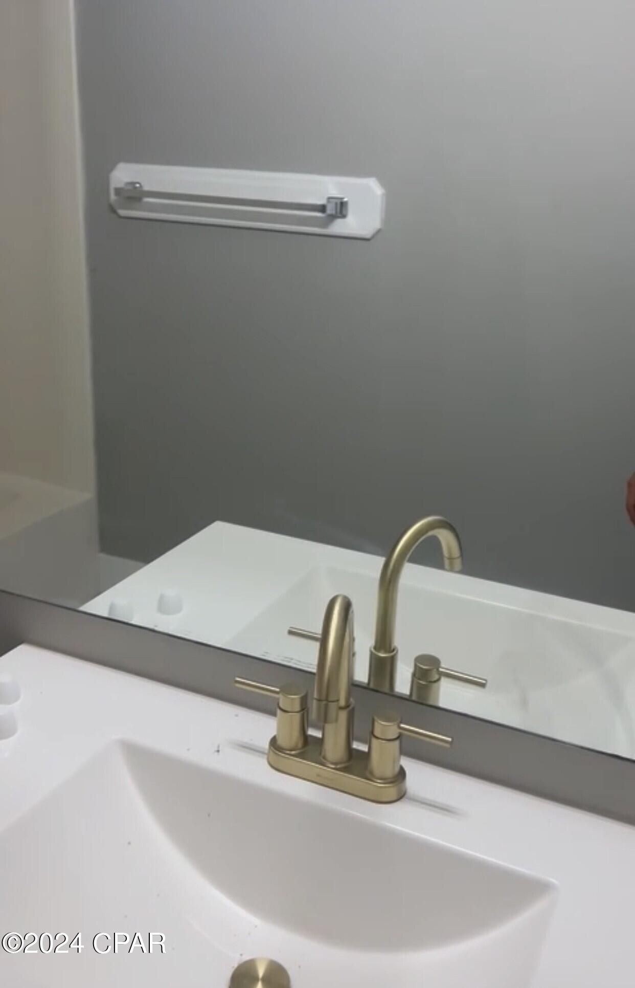 Lqke4u6th21pu 12zylkvjktfiklj3ilgurjj1c7944