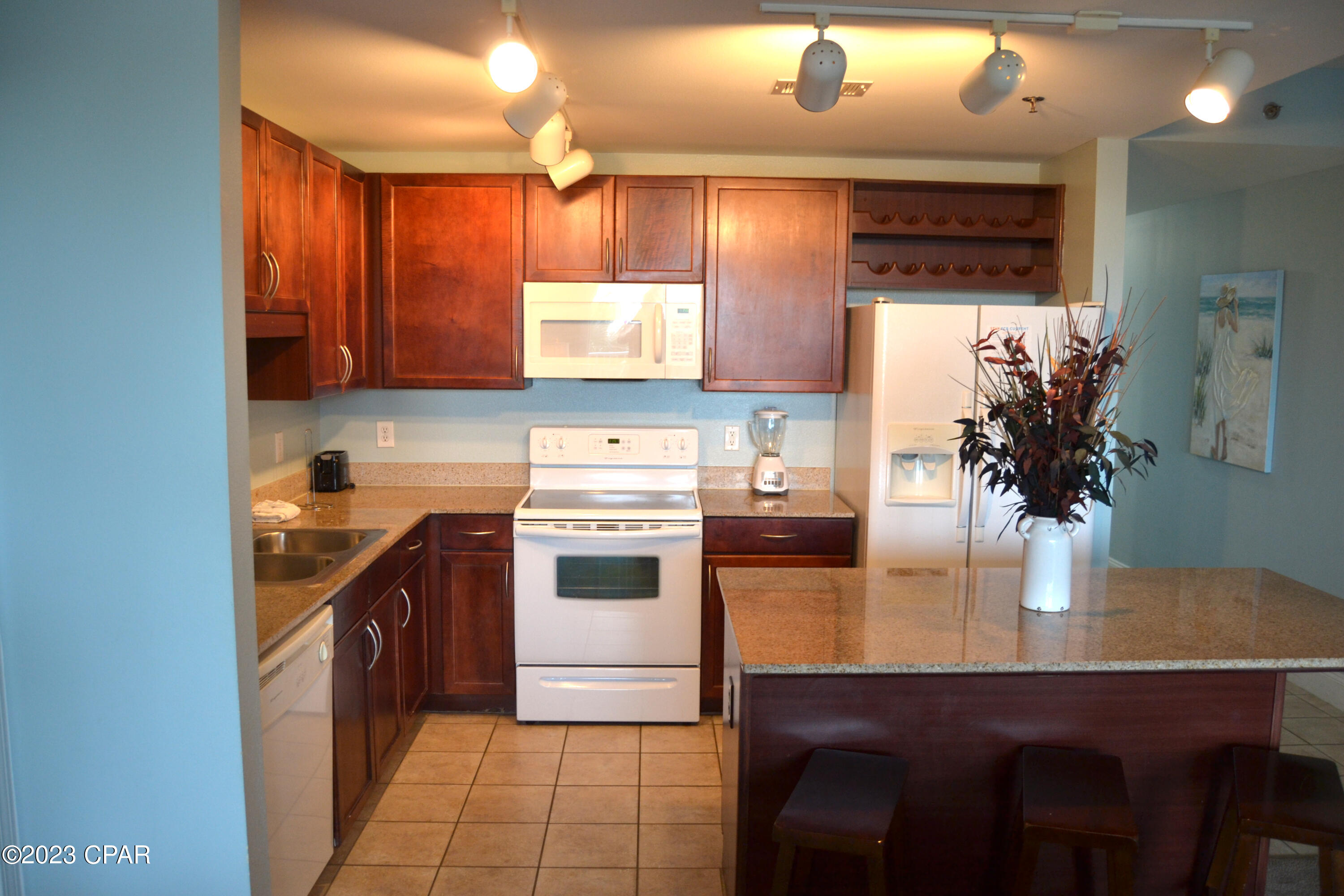 Efdvm2rnlkna6xnswvqpfsysedkvm8_b9eqe0yibadk