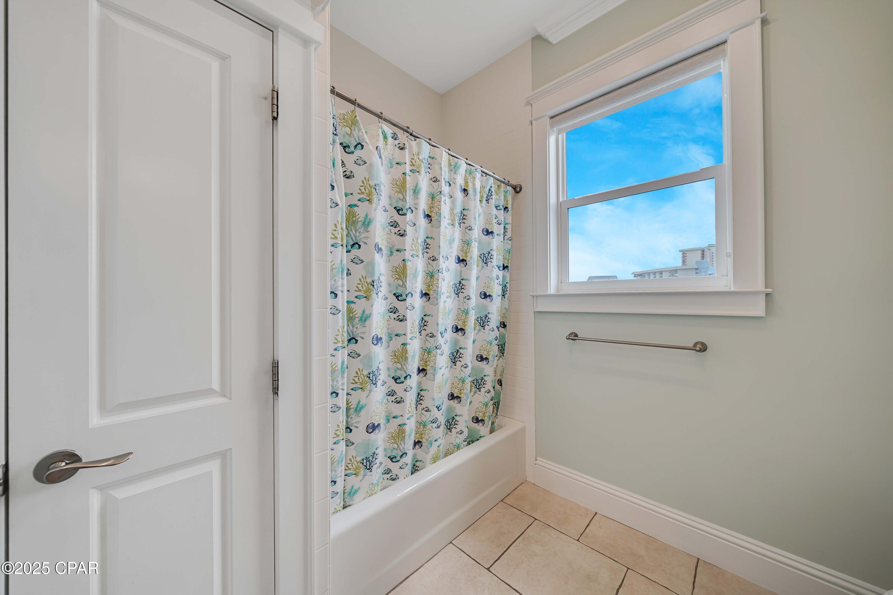 Ee7r8a2nd42rtnih3cazka0cyc_ykgsazynf9hxc99a