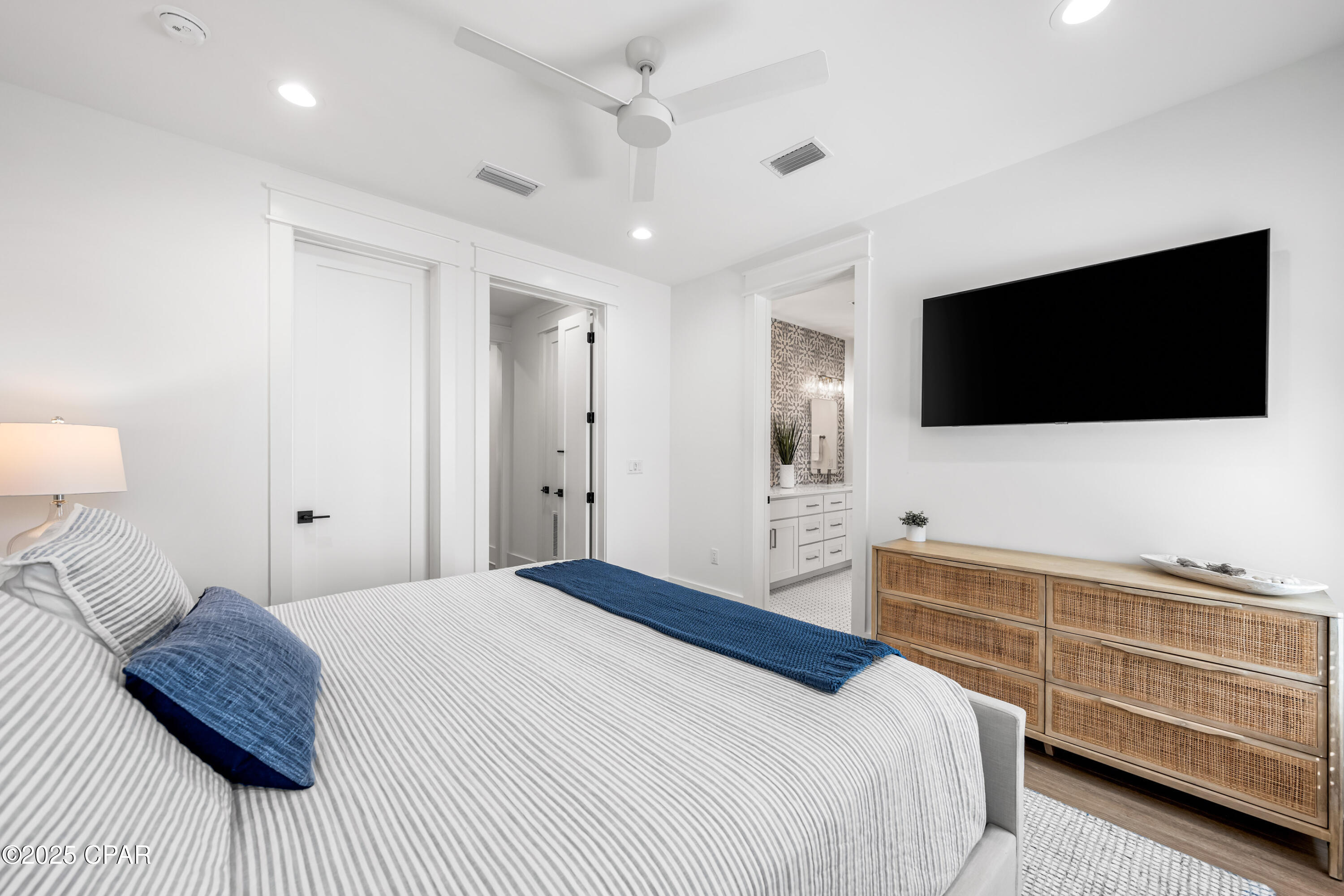 Hmlacenitgceoyd1qmotbo7jzj6_tsm0pmnv342l0qy