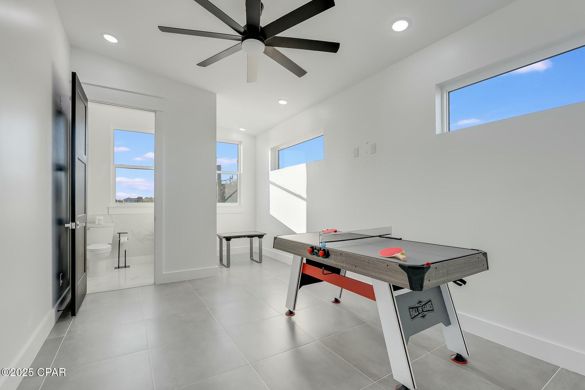 Fizid7my O4i6z9wjvnrzy59hjjdx1tqlvn6xf8q1d0