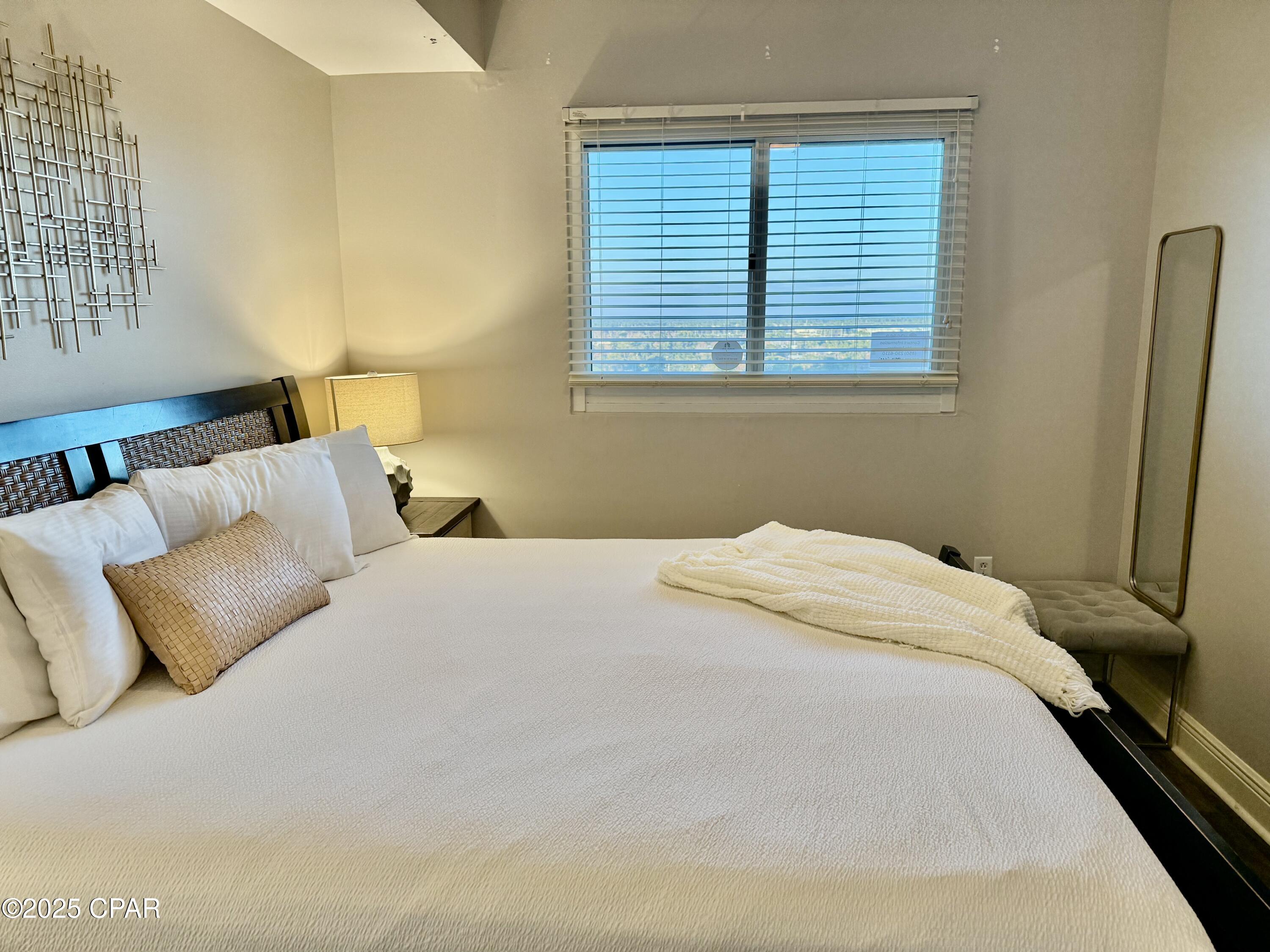 B9or7cwx9bkpy0icvy8ijb96sj3s6tkdgxlr_emi8pm