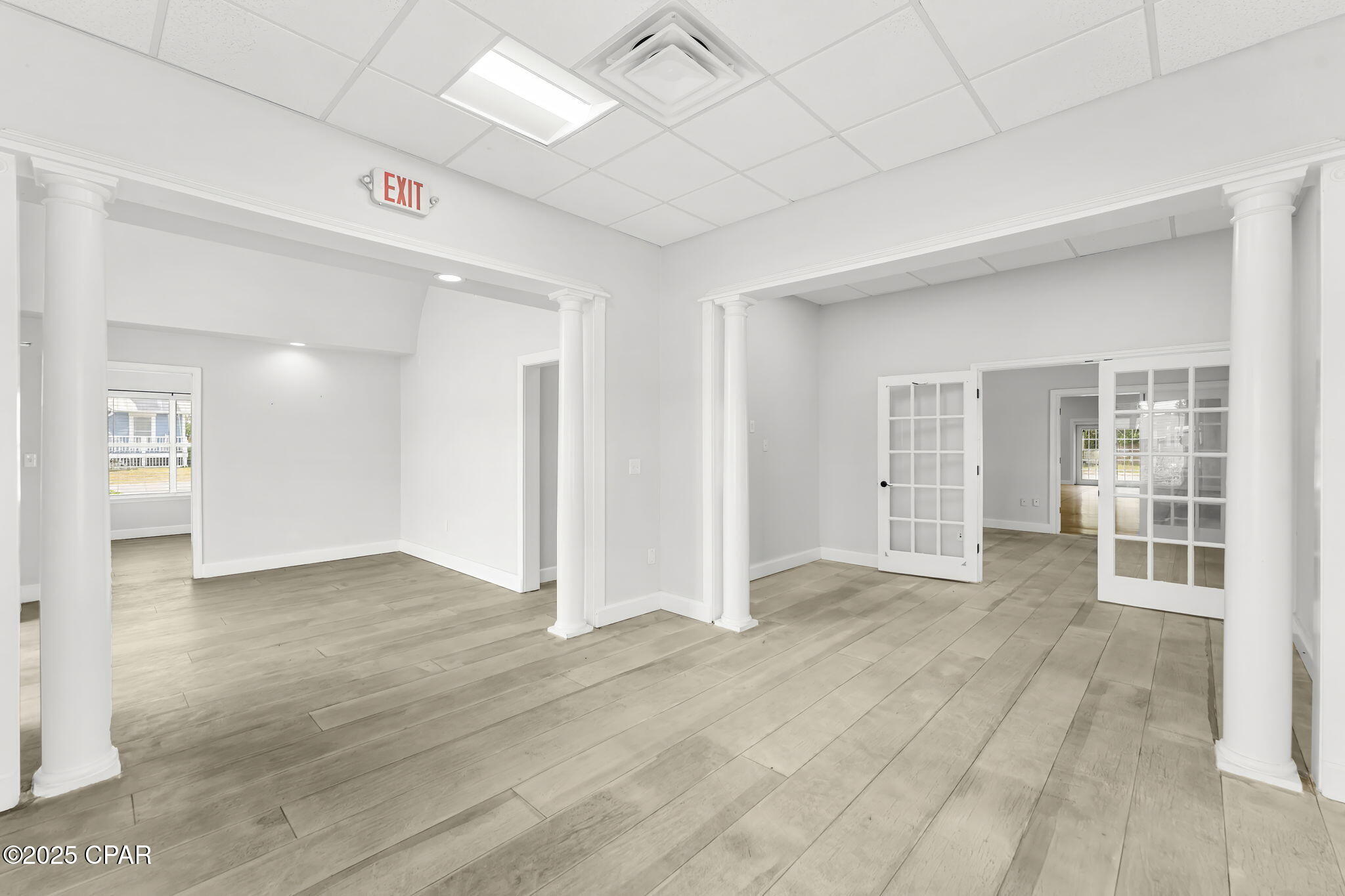 Etluxp 6mxd9n7umxwt842fnqv0cctq4ekrjbim9qgi