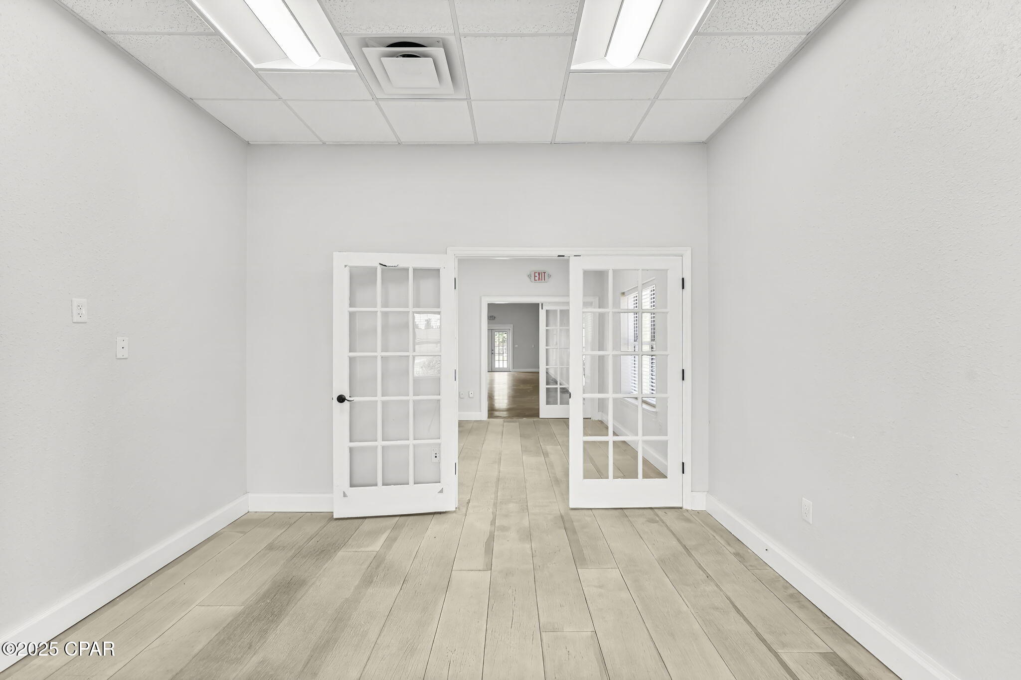 Qrsnfesycuqllv8vplyuwes8koydq4jruhikh1n8nxs