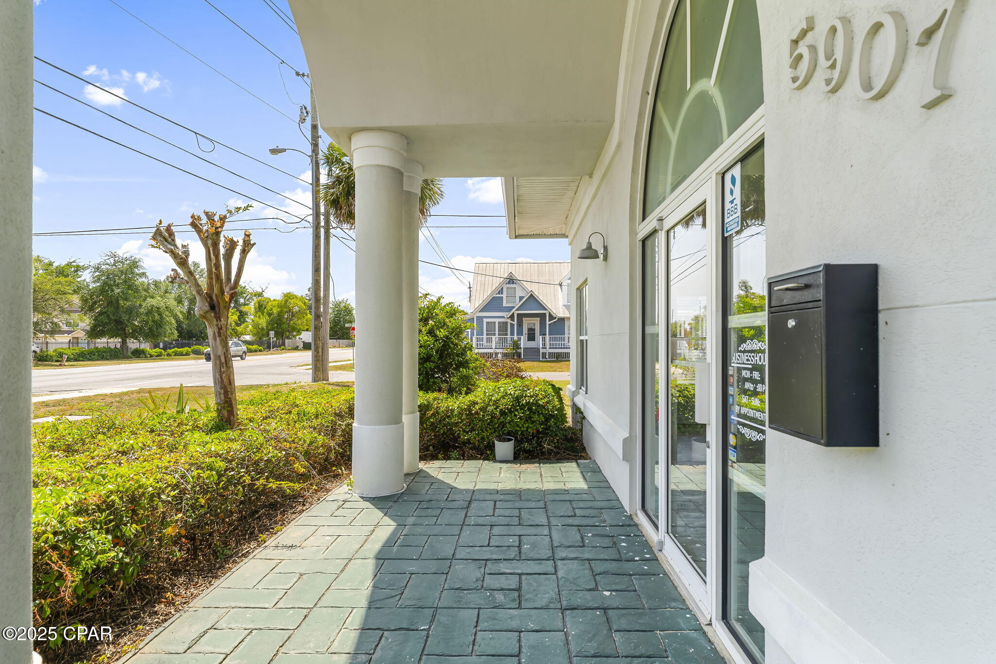 Leuyxrhjt4cm_t3sk7eg1mg3pwvvlurmhn4pbhsyxfi