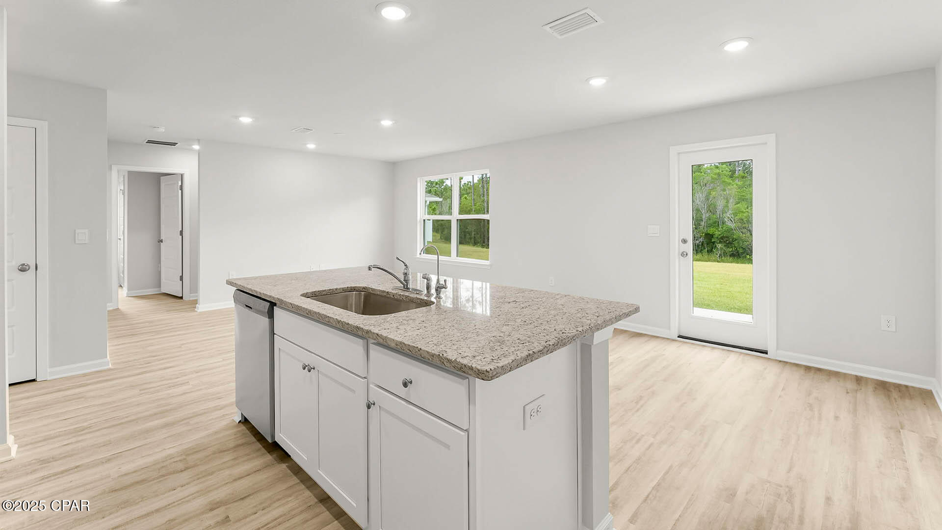 Vuo3ly1mjgziaj72pmbn3ktztra8c8akhilprz4r4bi