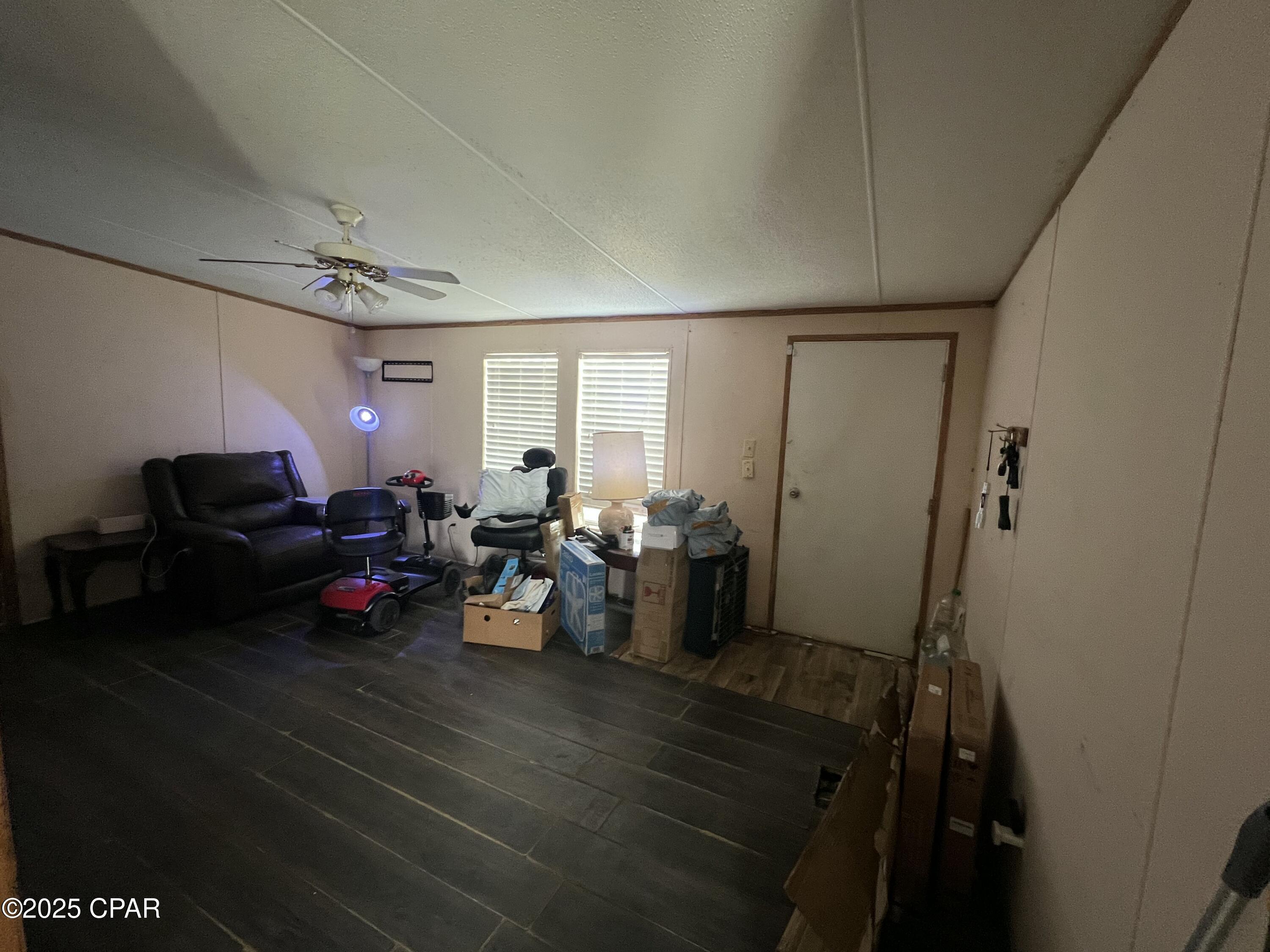 Nufrwrljall3j_yl8lznmmc32wug5ivqjjaat_isre4