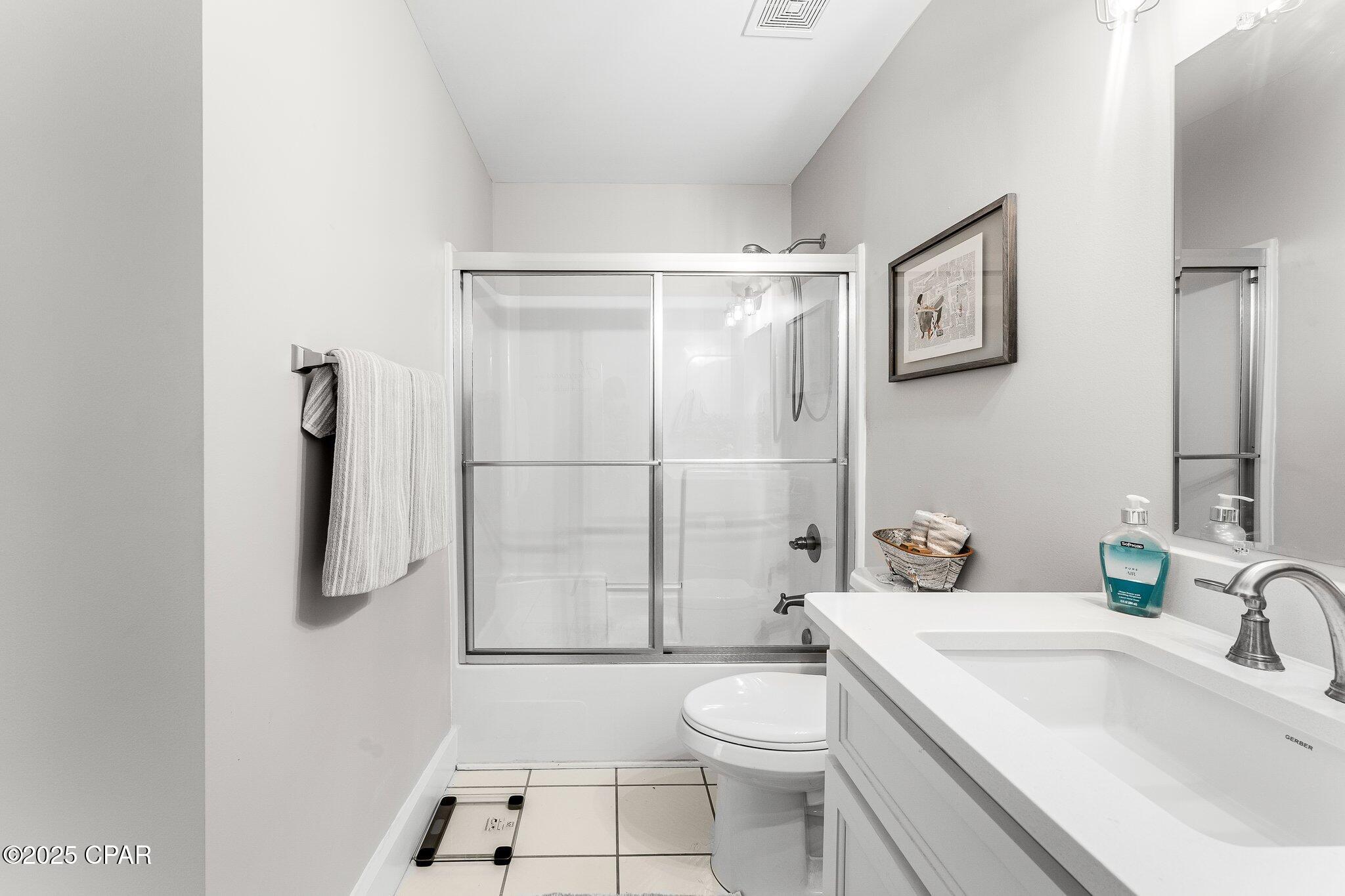 Image 26 For 2904 Country Club Drive