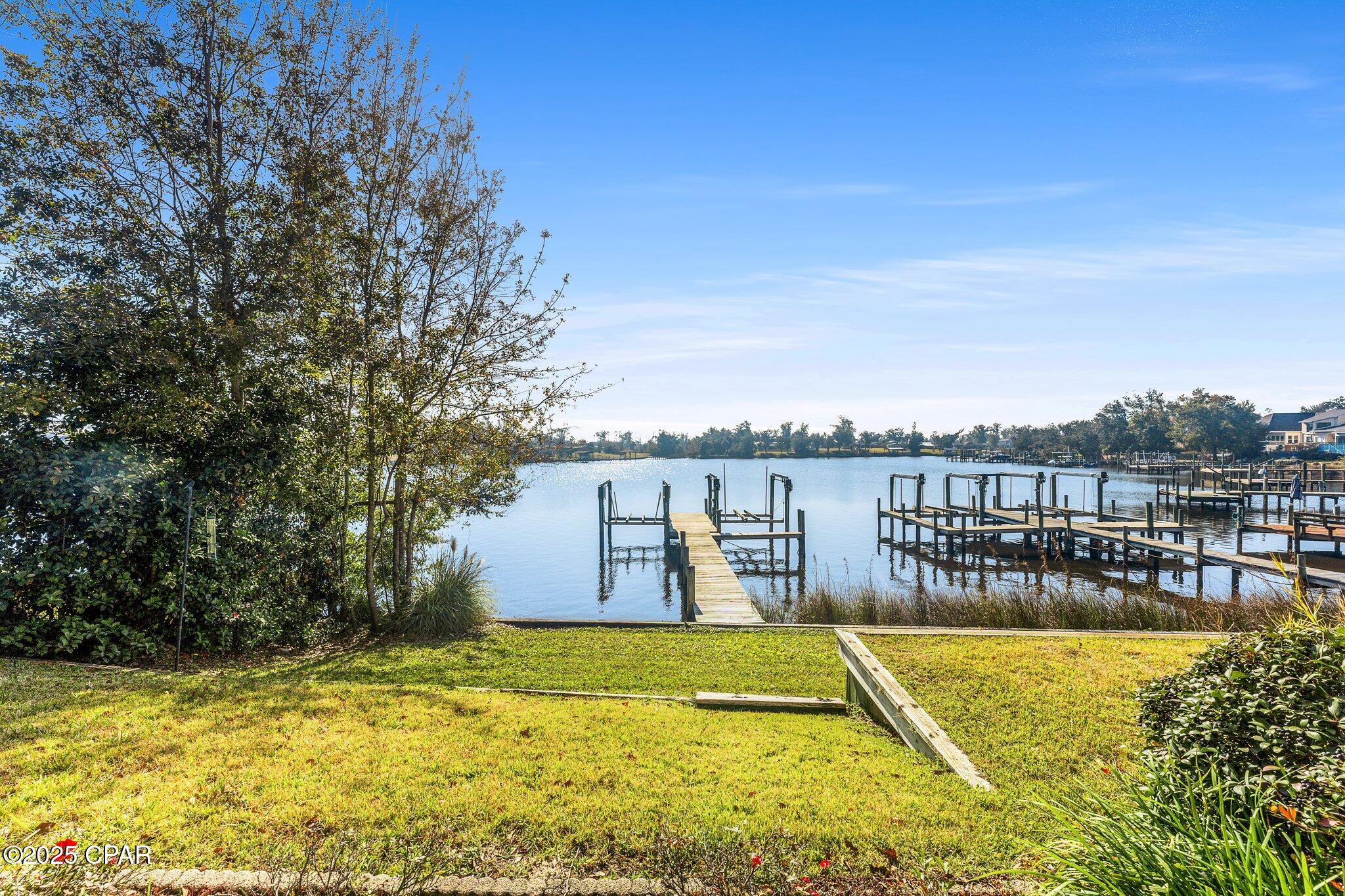 Image 4 For 2904 Country Club Drive