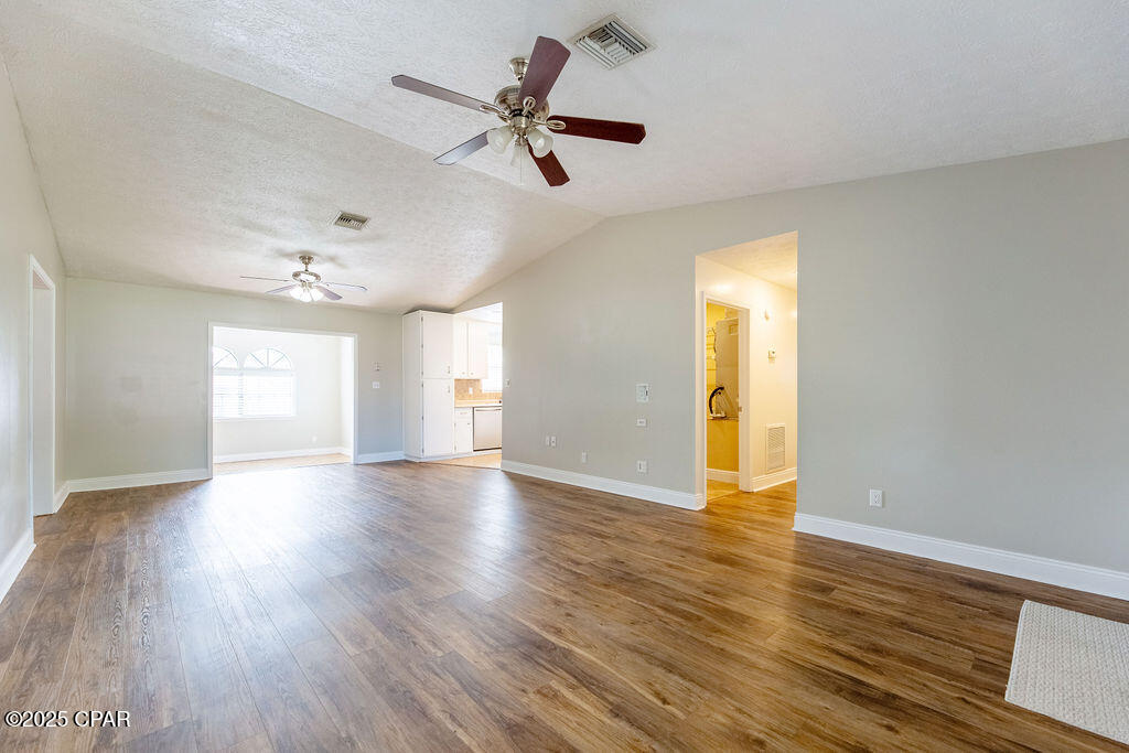 Image 2 For 3615 Courtney Drive