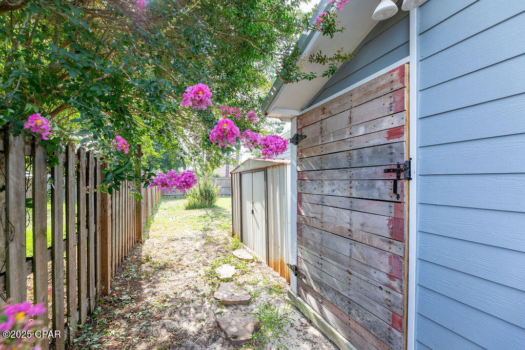 Image 22 For 3615 Courtney Drive