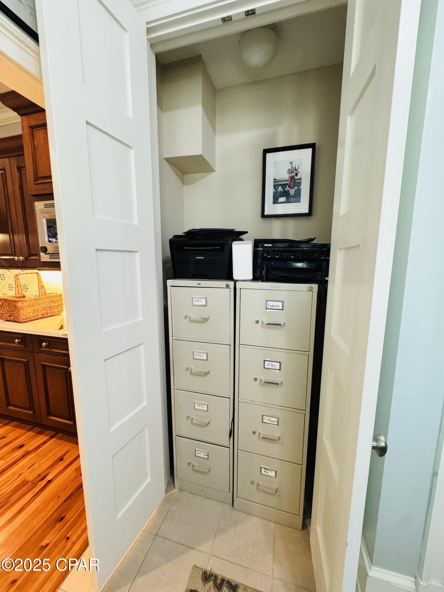  Edg62 1mun_uwecrlzvbhsqyg37zacigawv_agkfz4