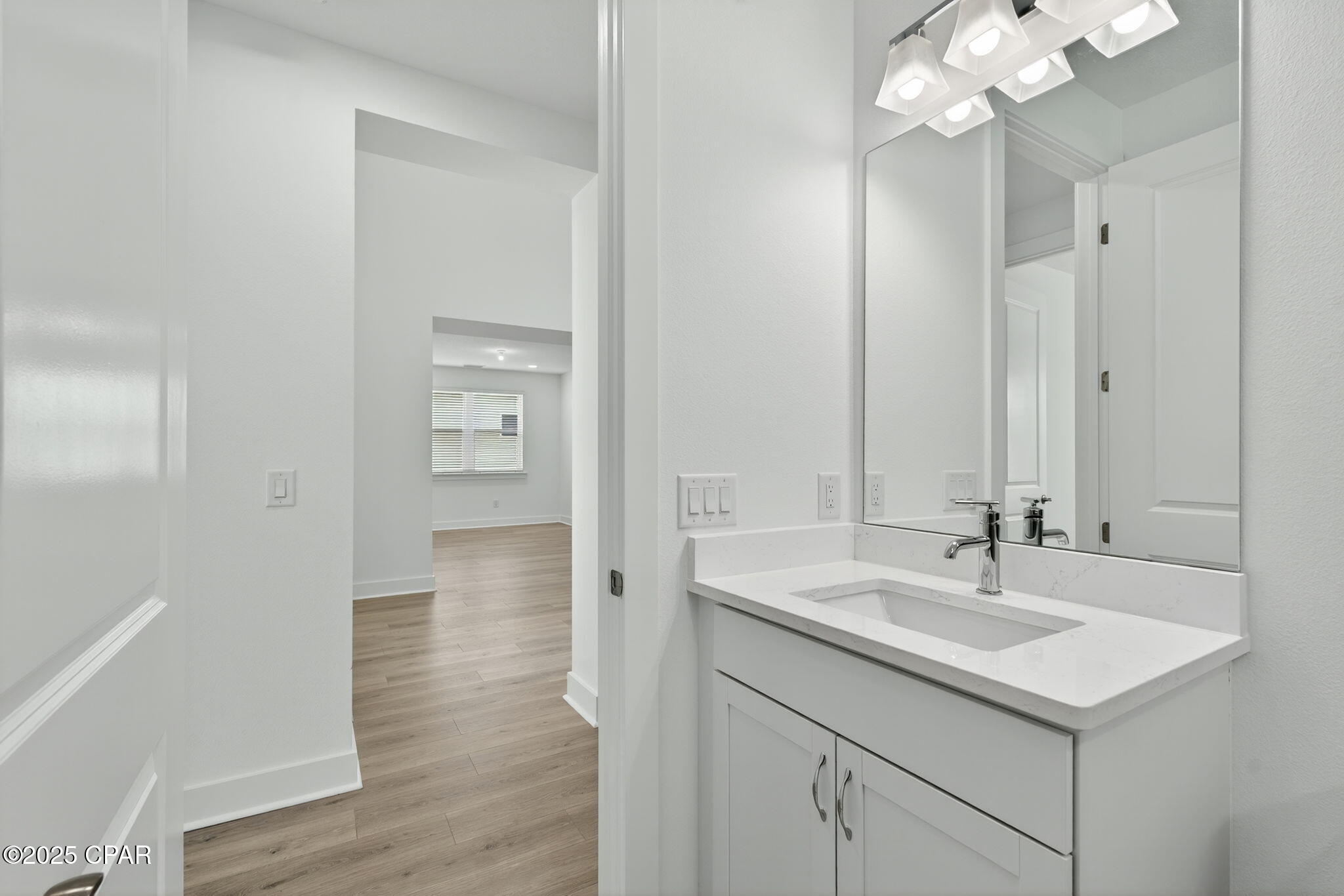 Tdawmq9vh_ufdm3soaydrwn4jpa5qylzmuagbj7ve0a