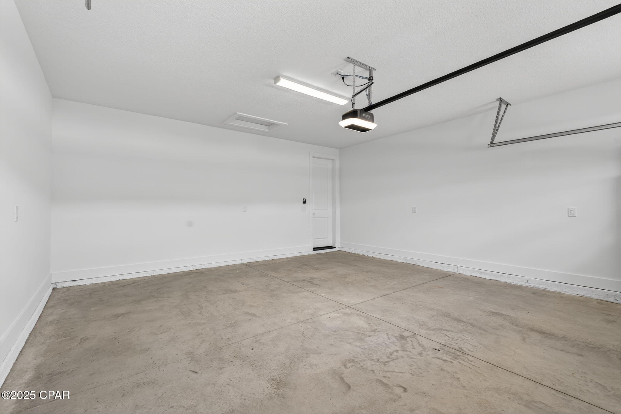 6_1wjw_qumm Iroba5n7vlmaikkj9jtm8cptcfptta4