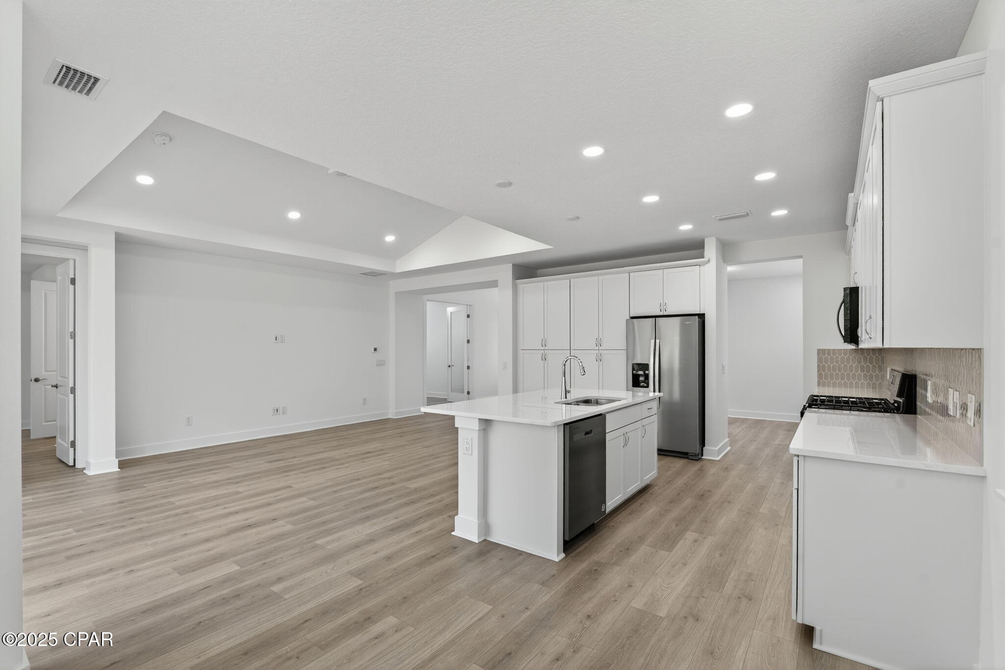 Tairxjrwocrc19b96 Gblzu9oby Iohywbv2vu22vuo