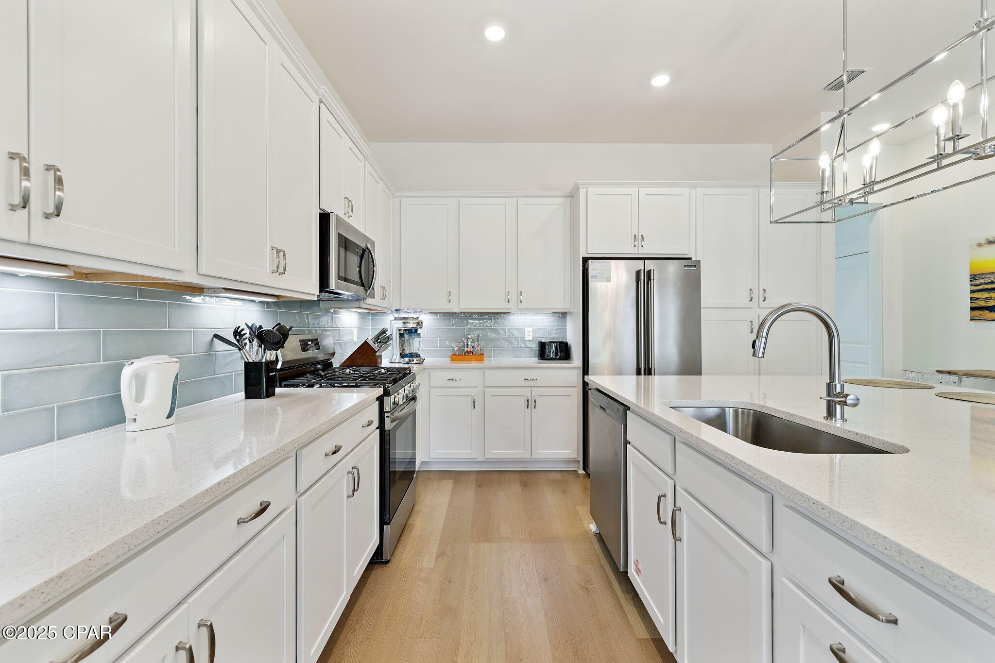 Djhhnjkttqqhgb8uwguzrchzafg1b_ecxo6yt5jnflu