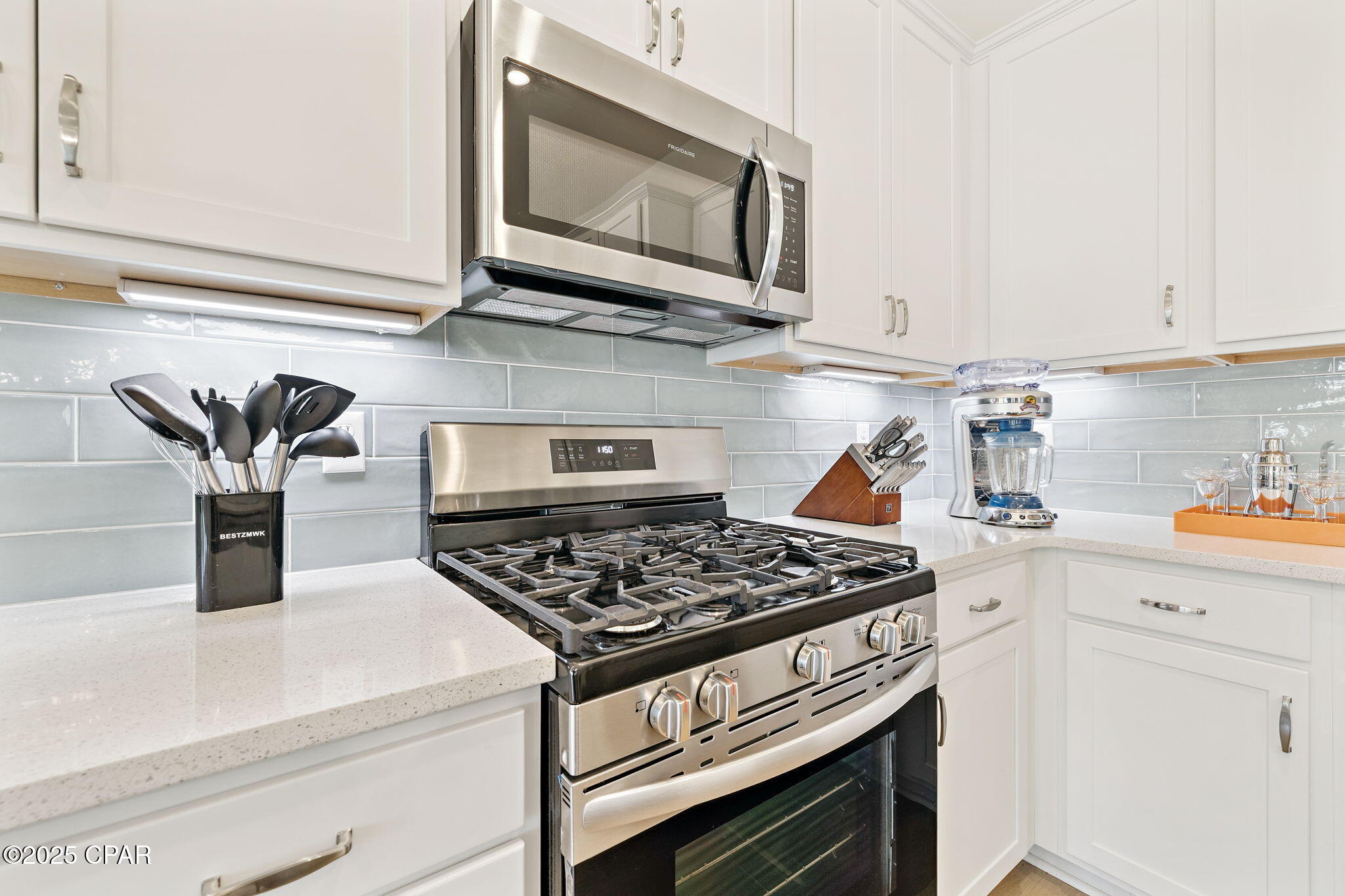 Lip_u5v9udzwky_uqdzri5ukcuj2dn6yujpogjni9o0