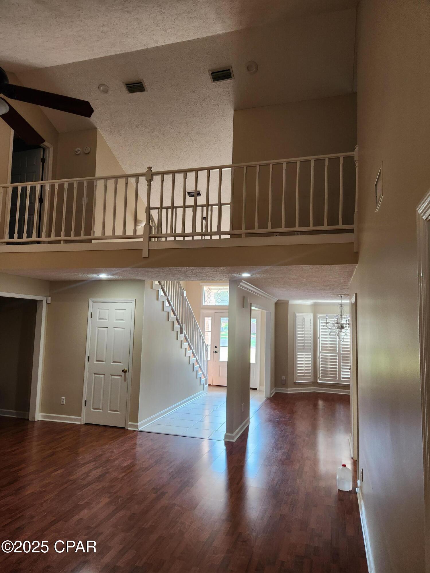 Cfilm_oeurd6i7arf Hdugikls1oyvx3kz Arqehioi