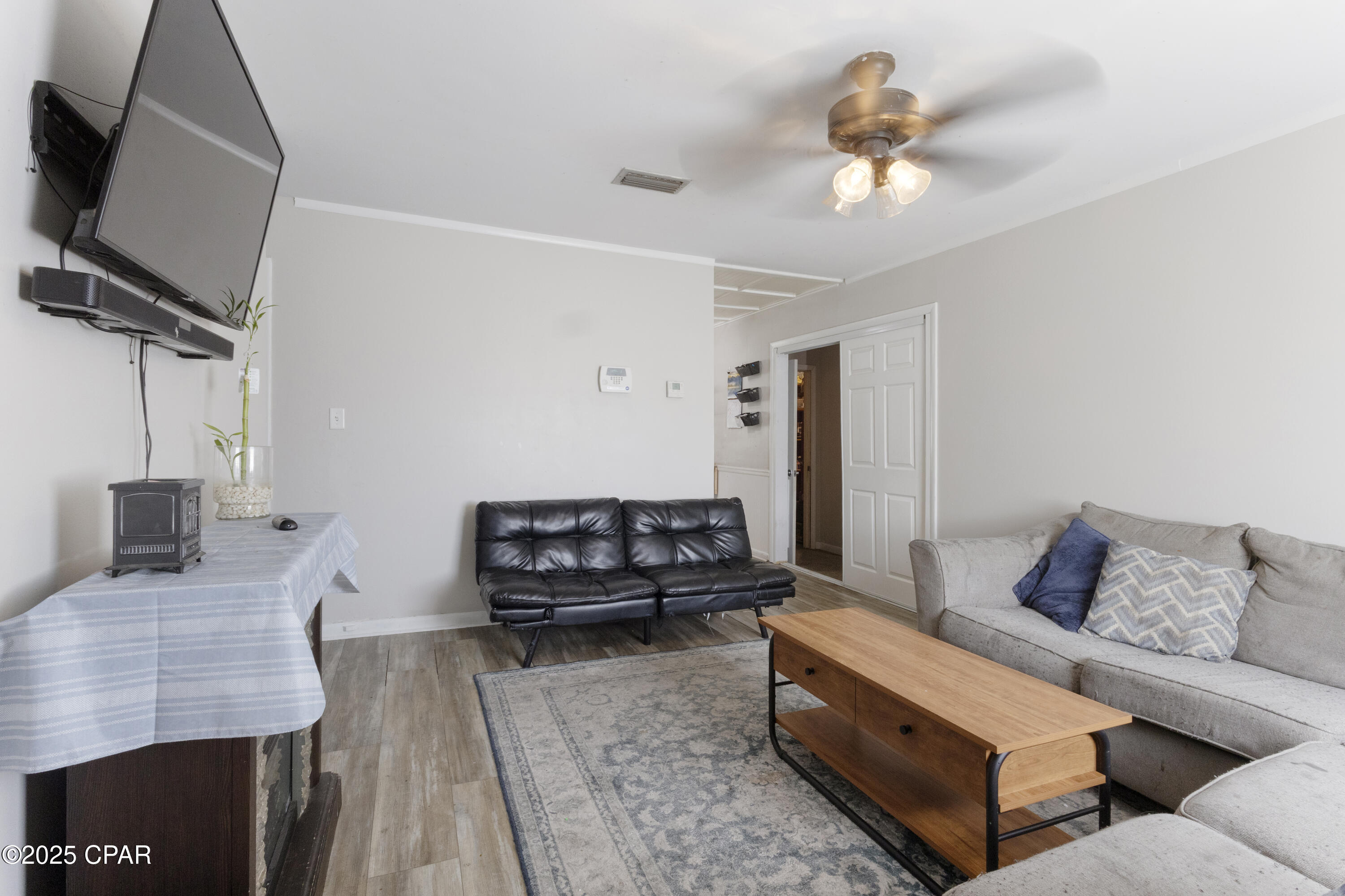 Lt7w1lmd Fcelnbxub0llaznnjorh87w0zwovihtbuk