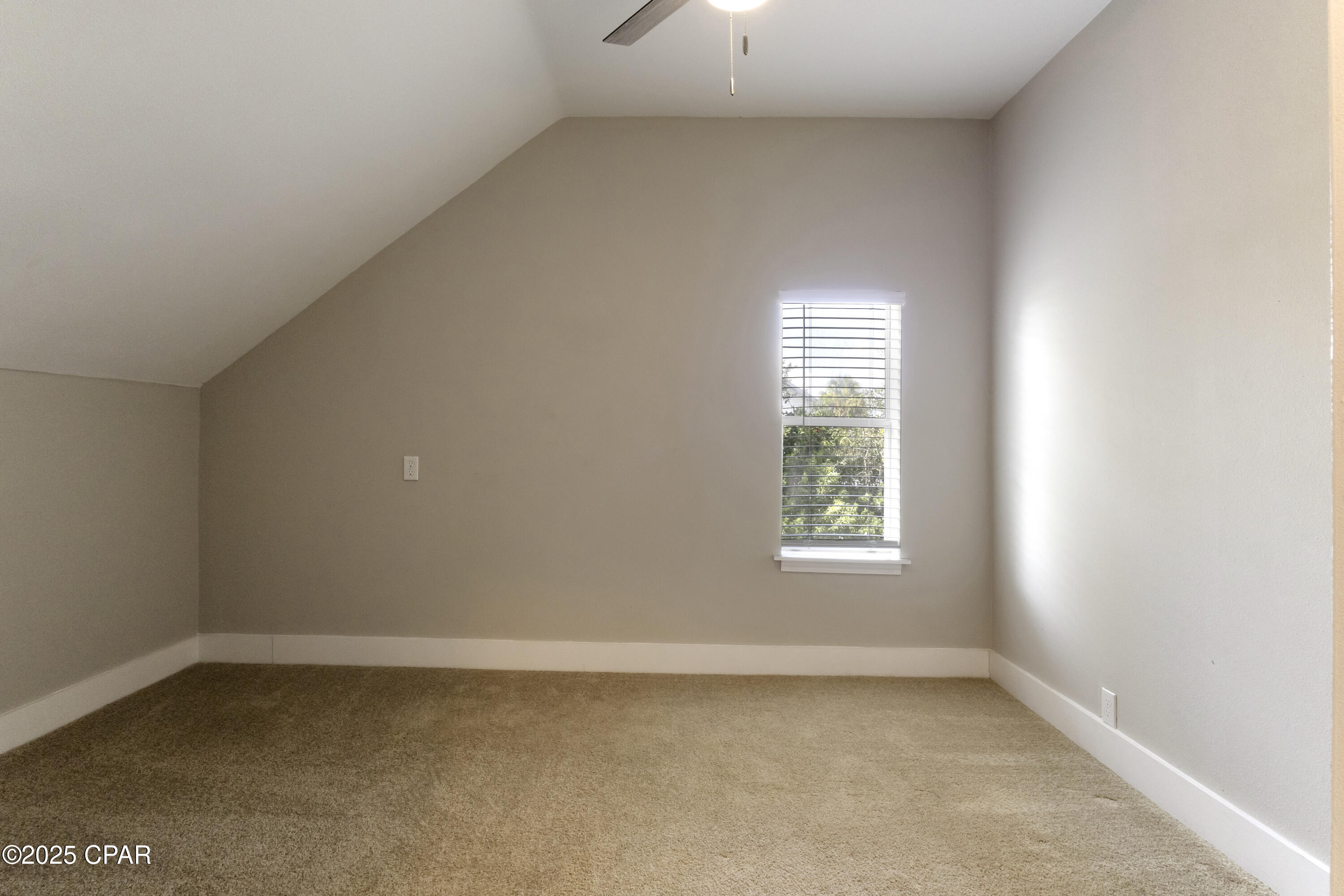 Zbg_sozclcp3oidv6kx3xxs2te9uprigo_udzoweffy