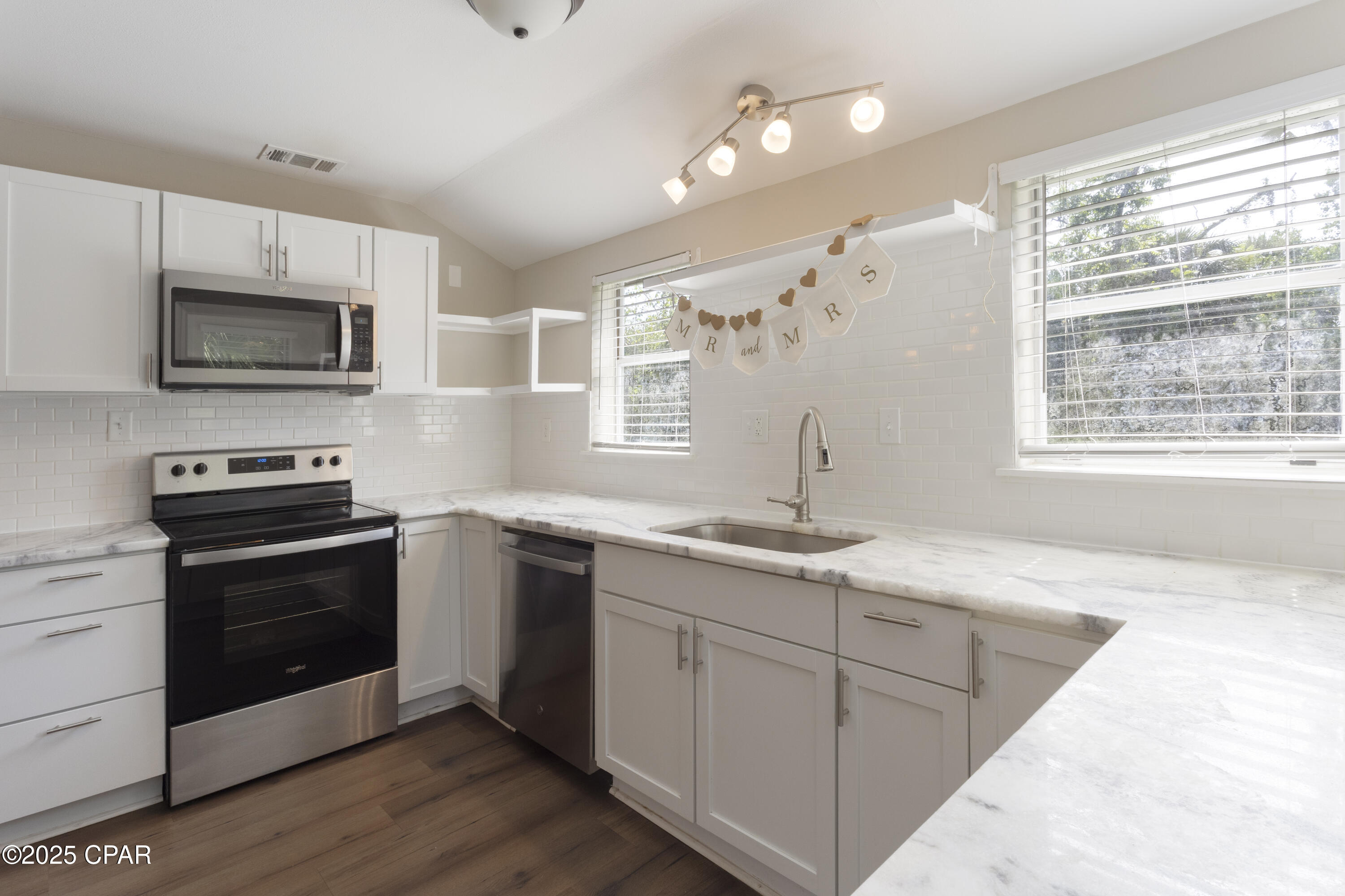 S4lub8yvecggk7mg4cu2cegkqfyftbydbn_b6mj4z5o