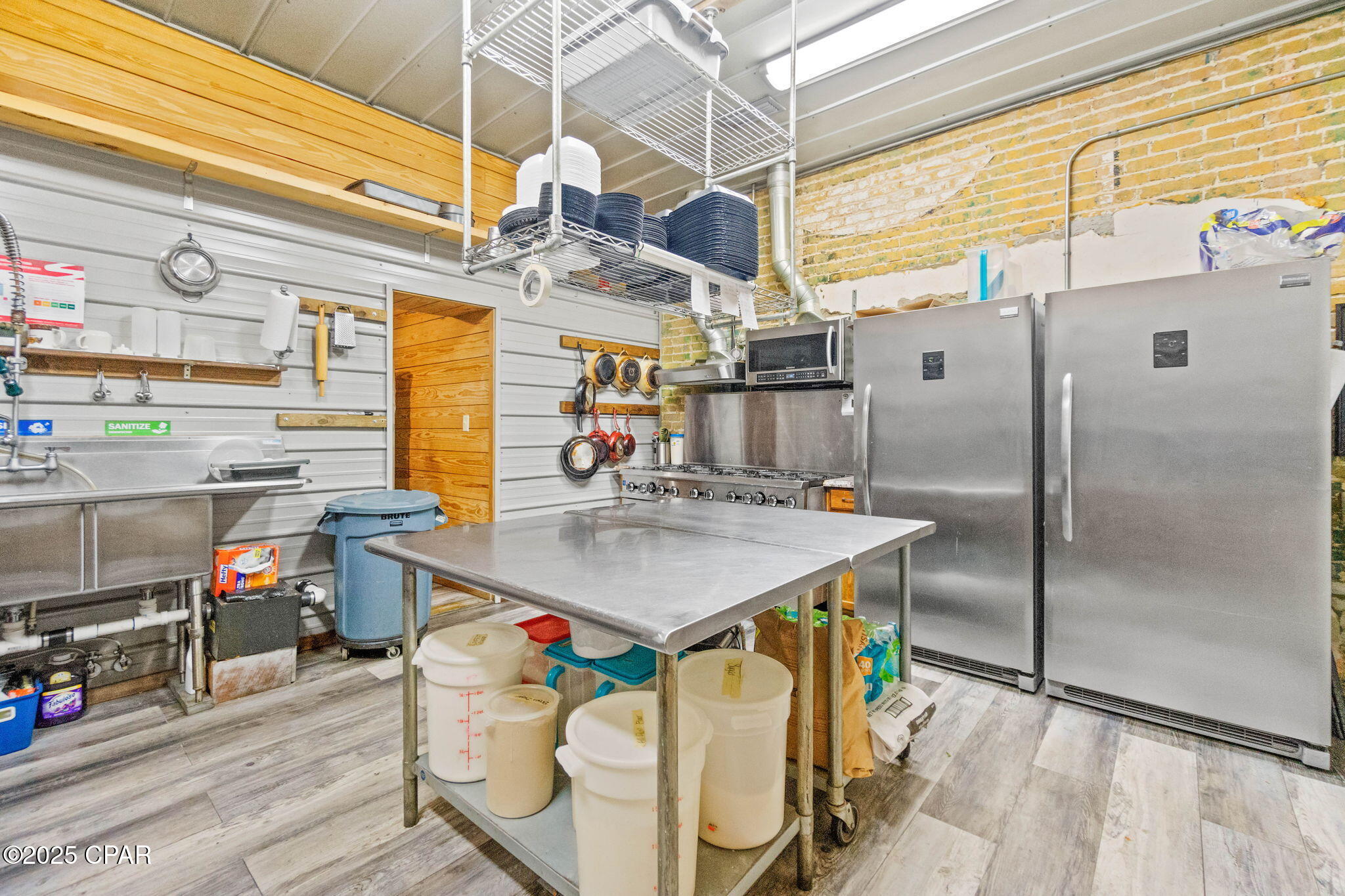 Mkjamixj5z1agybwfofrd Jagyof4rfgtrkc9_q1veo