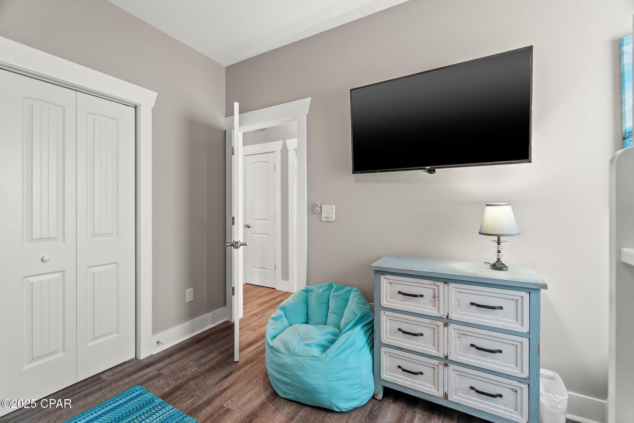 3smluxutqtzn7oilhl26nb06_ow 7izq1cipn9 Ff6s