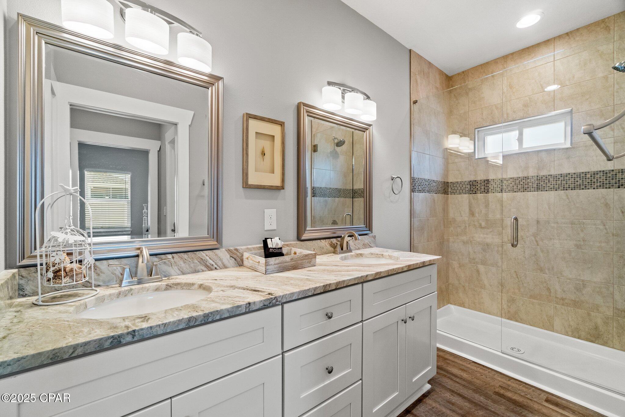 Dpvloj39psqggorjrjajwf9z3i8n169_r6iwopwo1c0