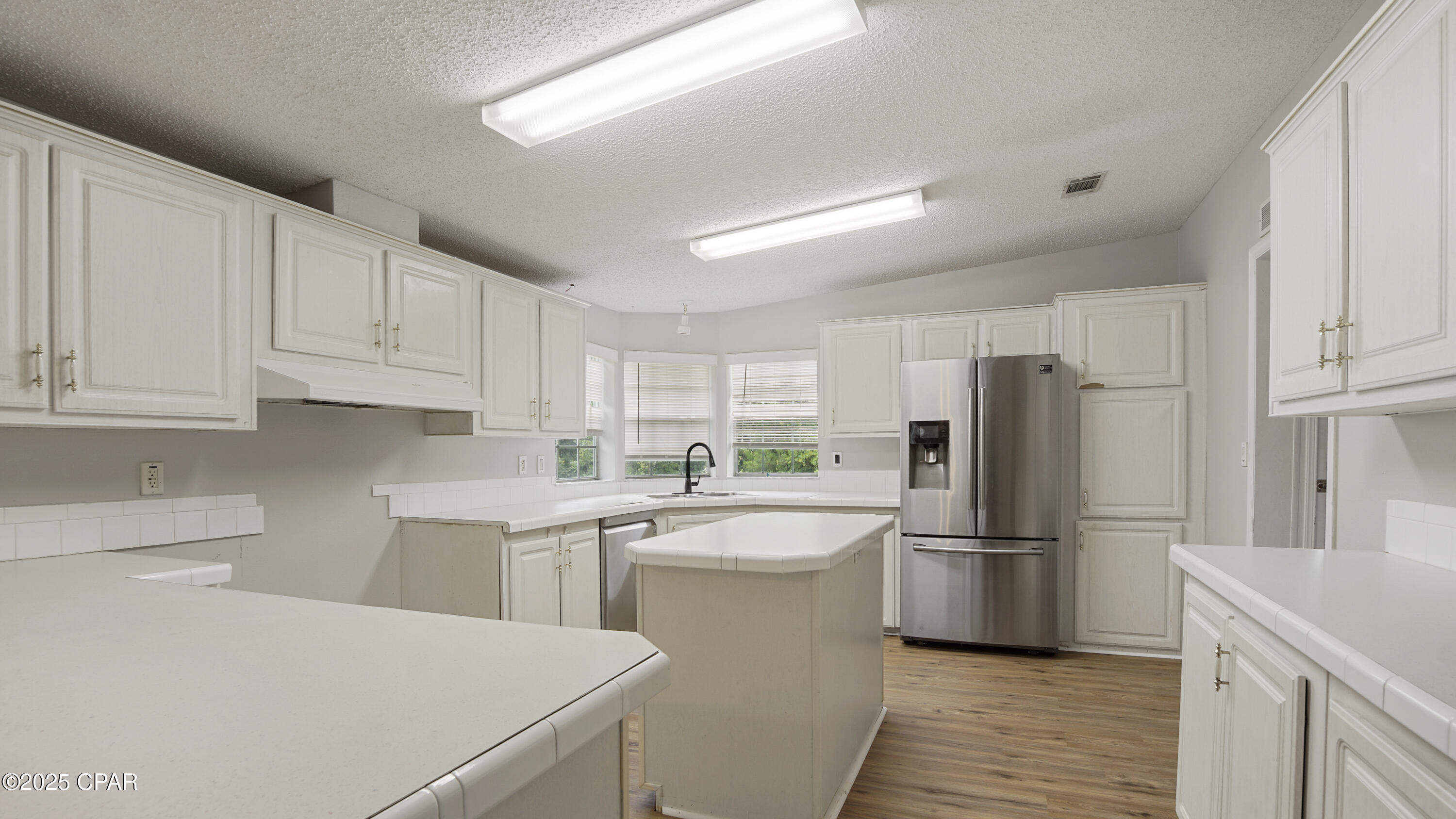 Tdlvsbfo4ccgwsc57zw8w1axmbdlgqxbg29xttpezzc