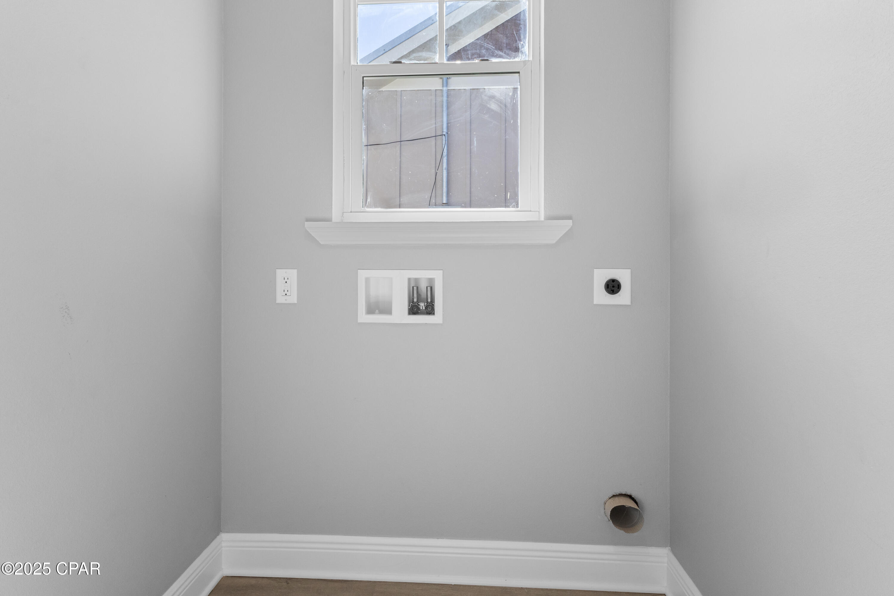 Bcex1x2zakfawq Wyfoiqkf010xrswjri90qs2eq8aw