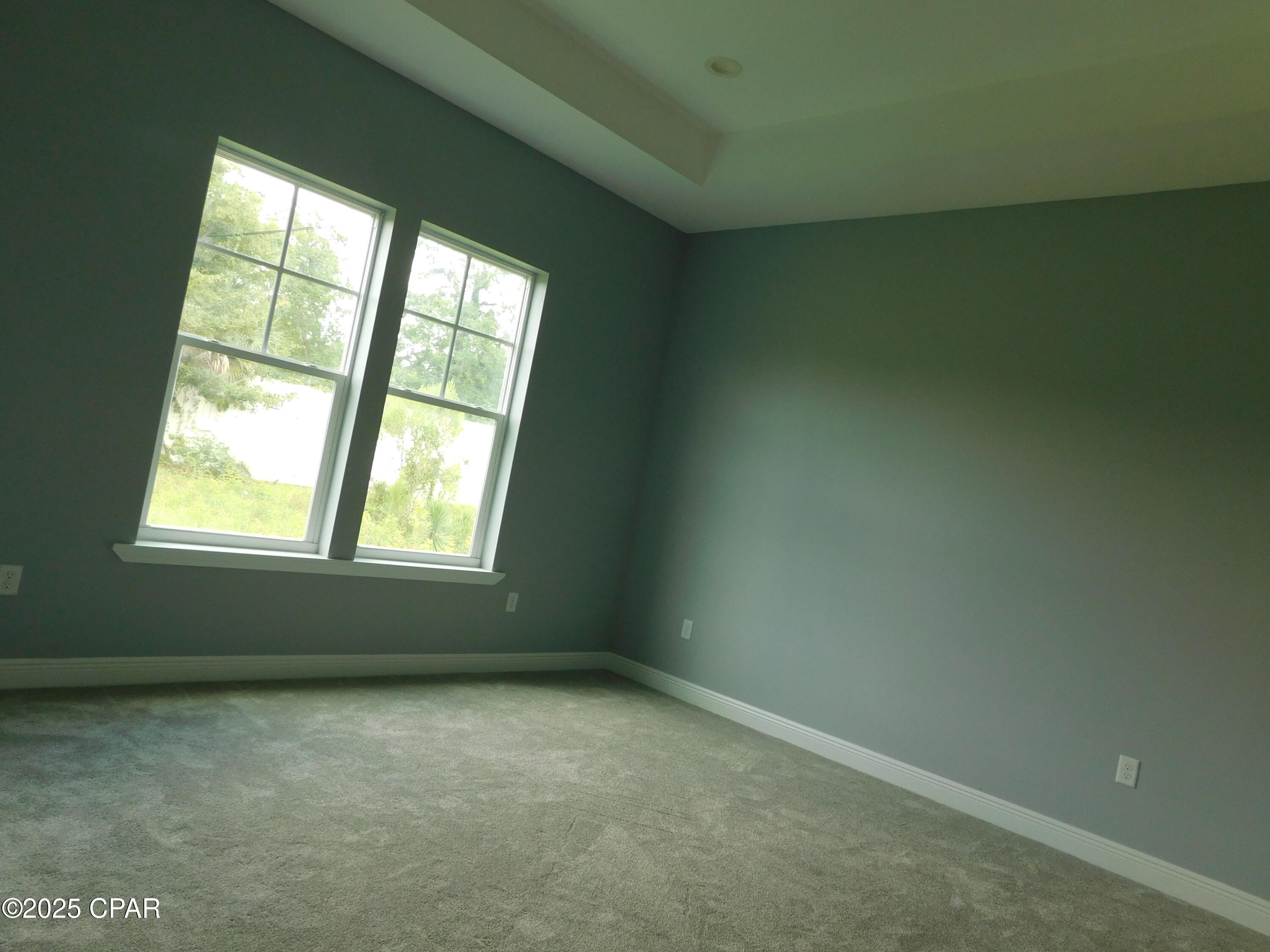 Image 8 For 2445 Mercedes Avenue