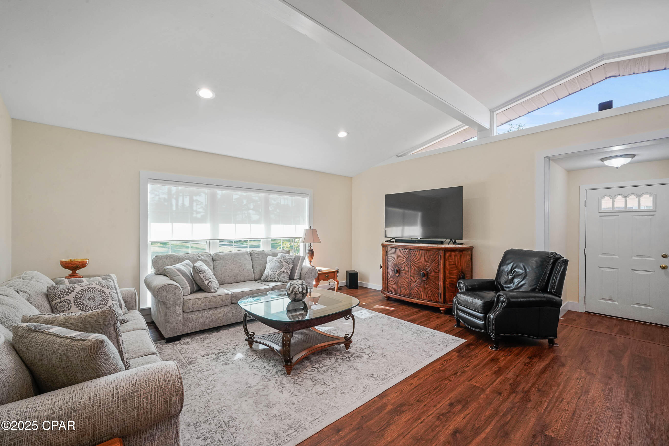 Bsse63l06voeemvk9yjvryvm008nehimprhnys2x_mo