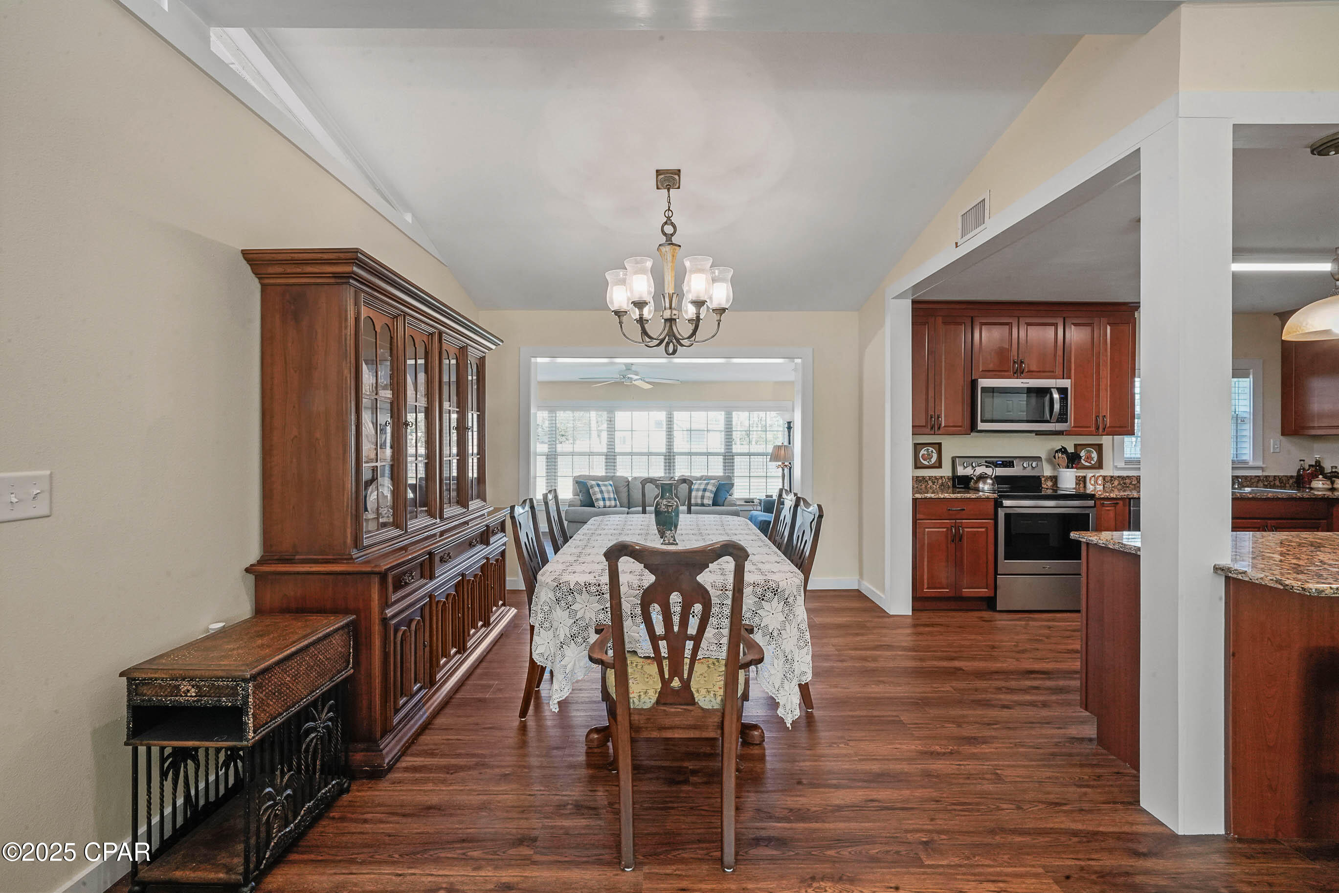 Flqwf D21crydme1zegvga3h4d2uf Qewetlvazqaom