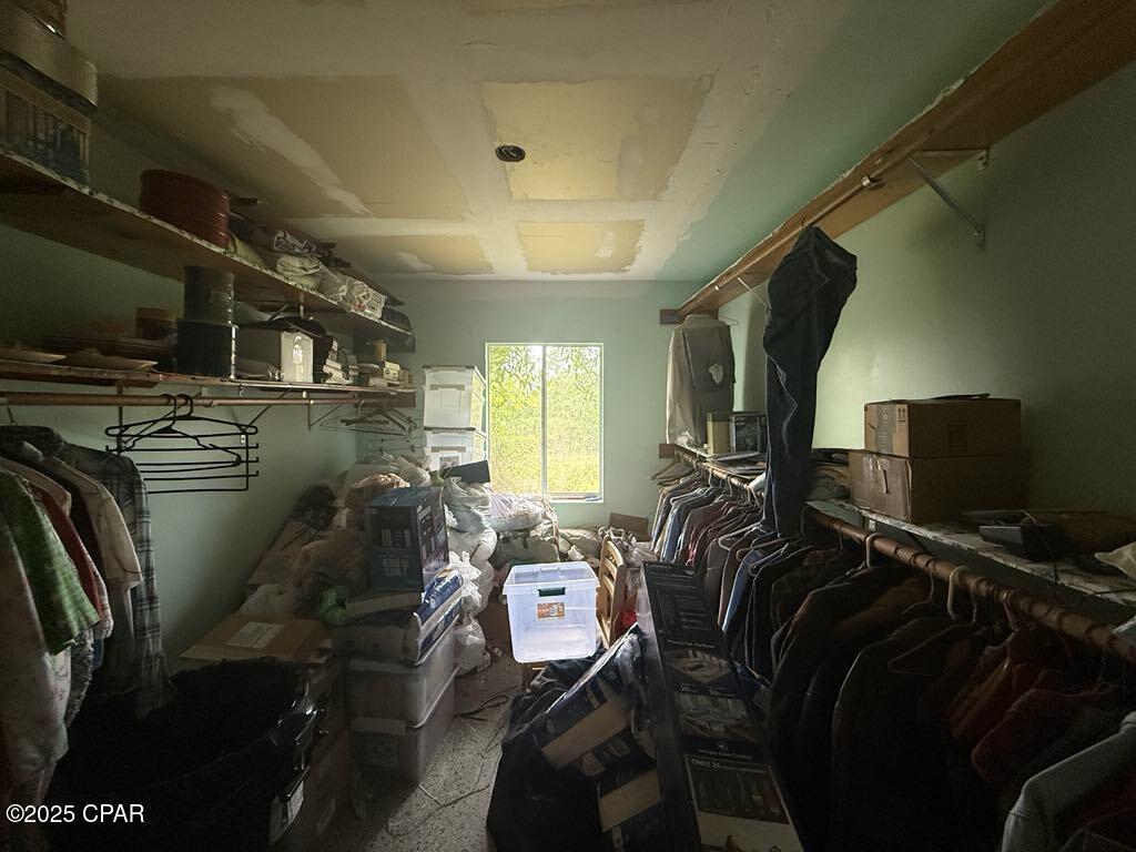 Czy0nnlq_vzmmaesgrmi7rccsbap6em9_komb4rgdys